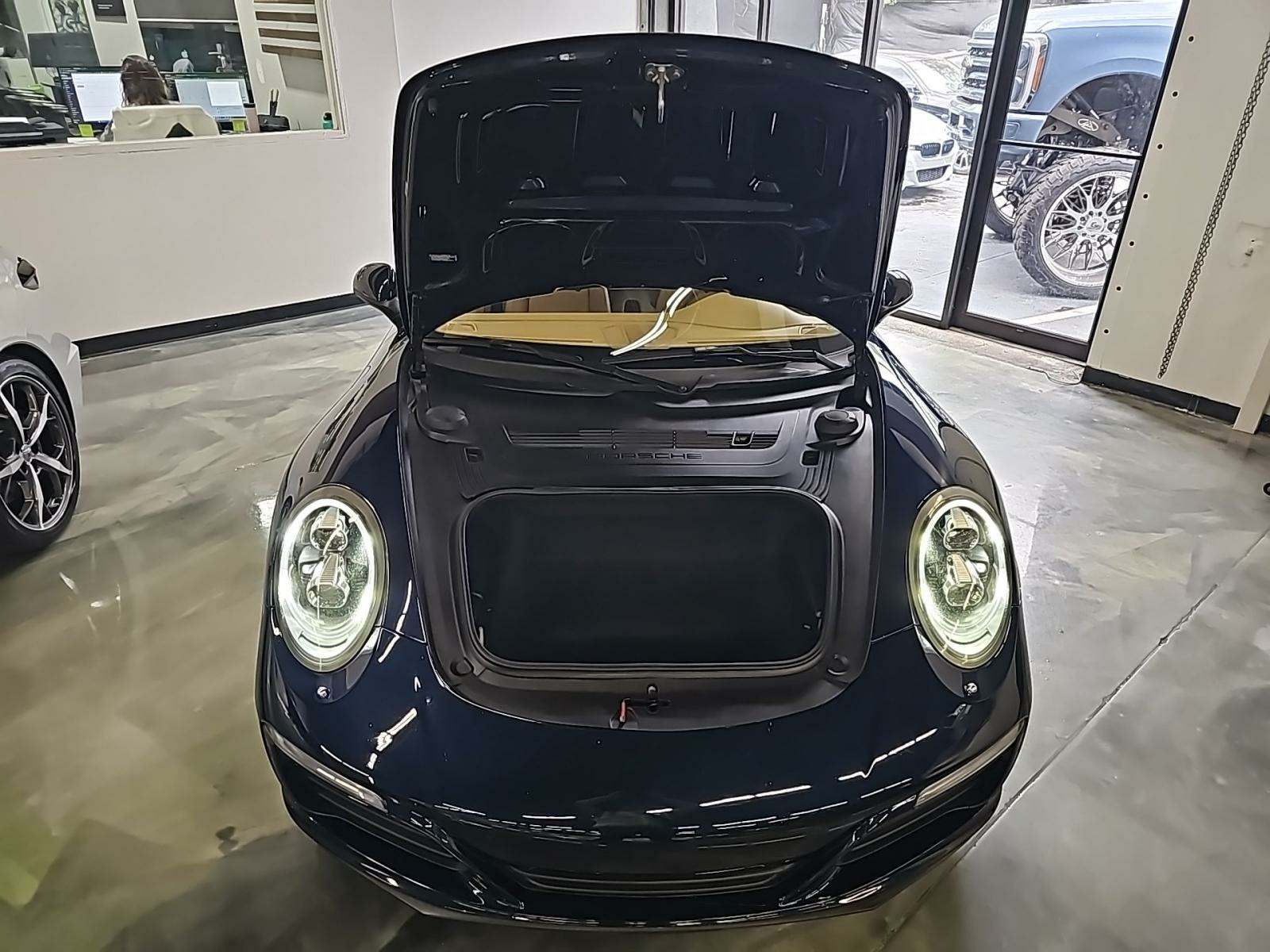 2017 Porsche 911 Carrera RWD