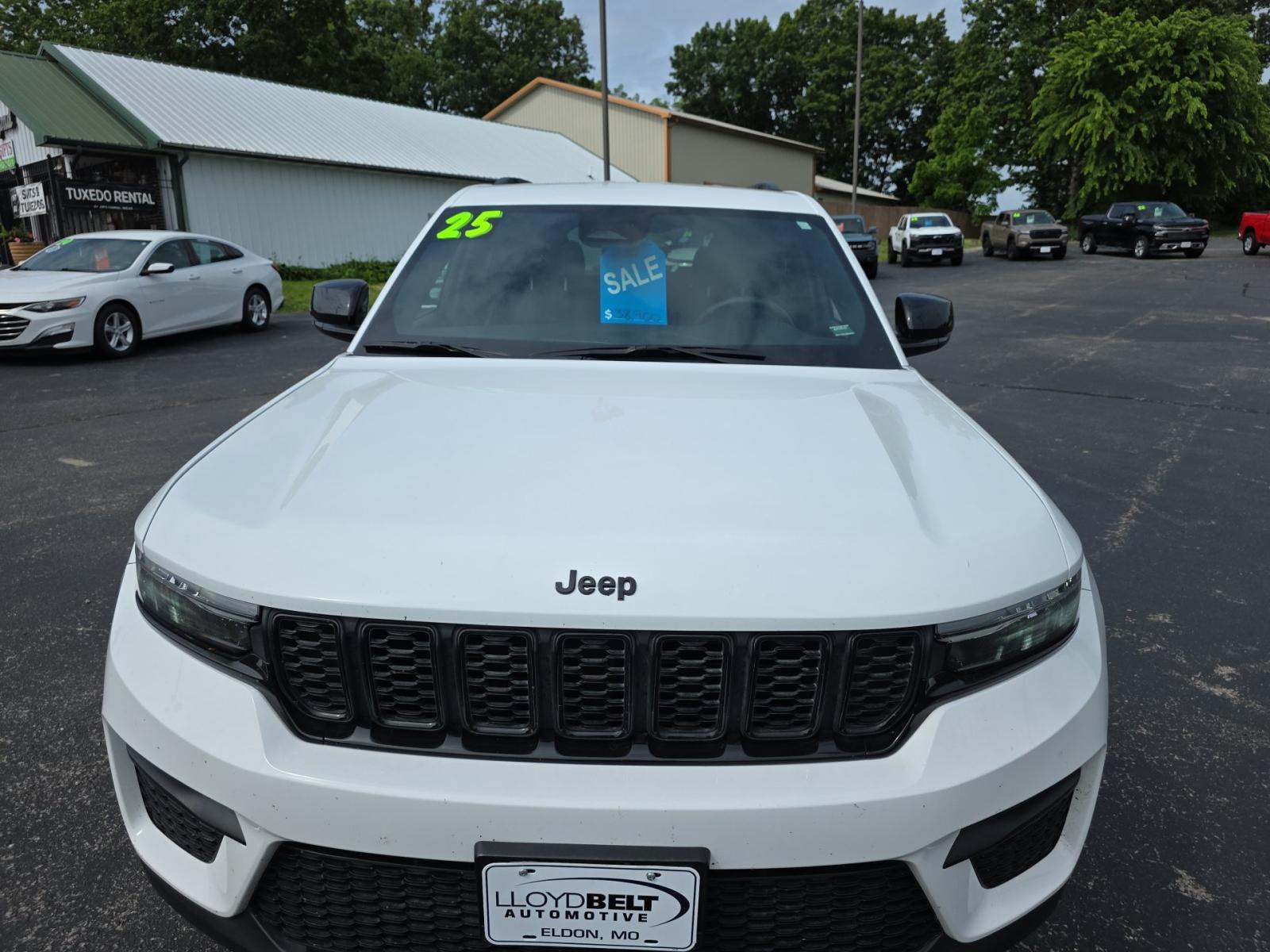 2025 Jeep Grand Cherokee Altitude AWD