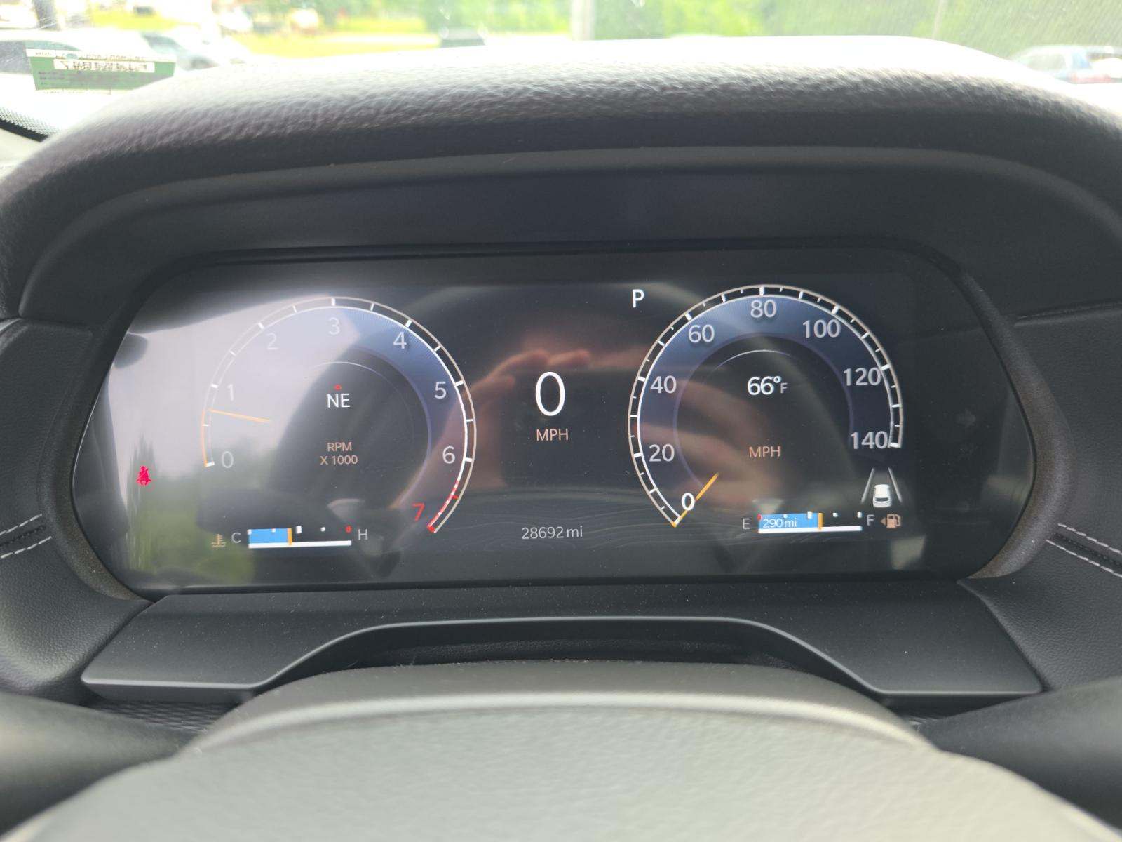 2025 Jeep Grand Cherokee Altitude AWD