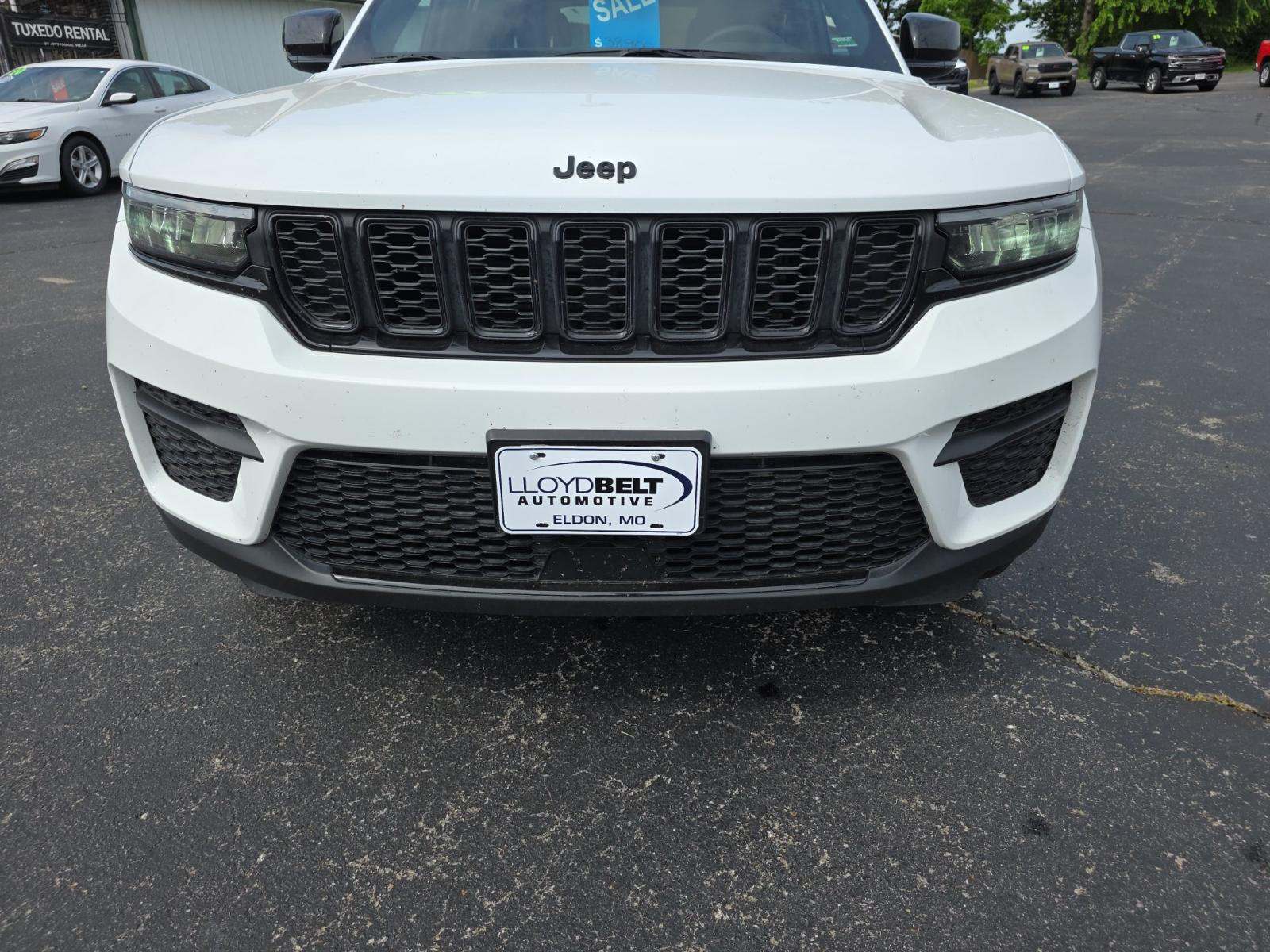 2025 Jeep Grand Cherokee Altitude AWD