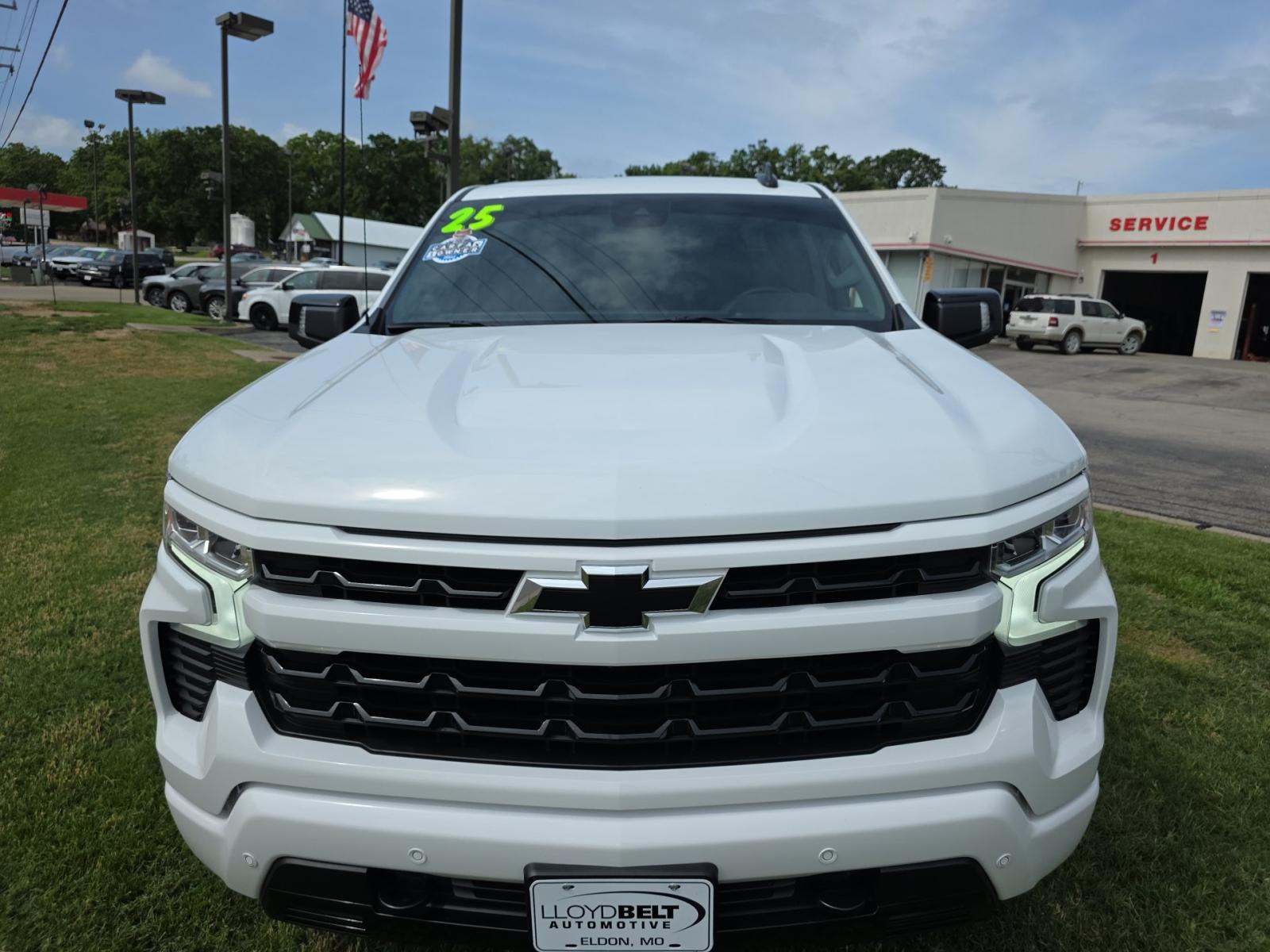 2025 Chevrolet Silverado 1500 RST AWD