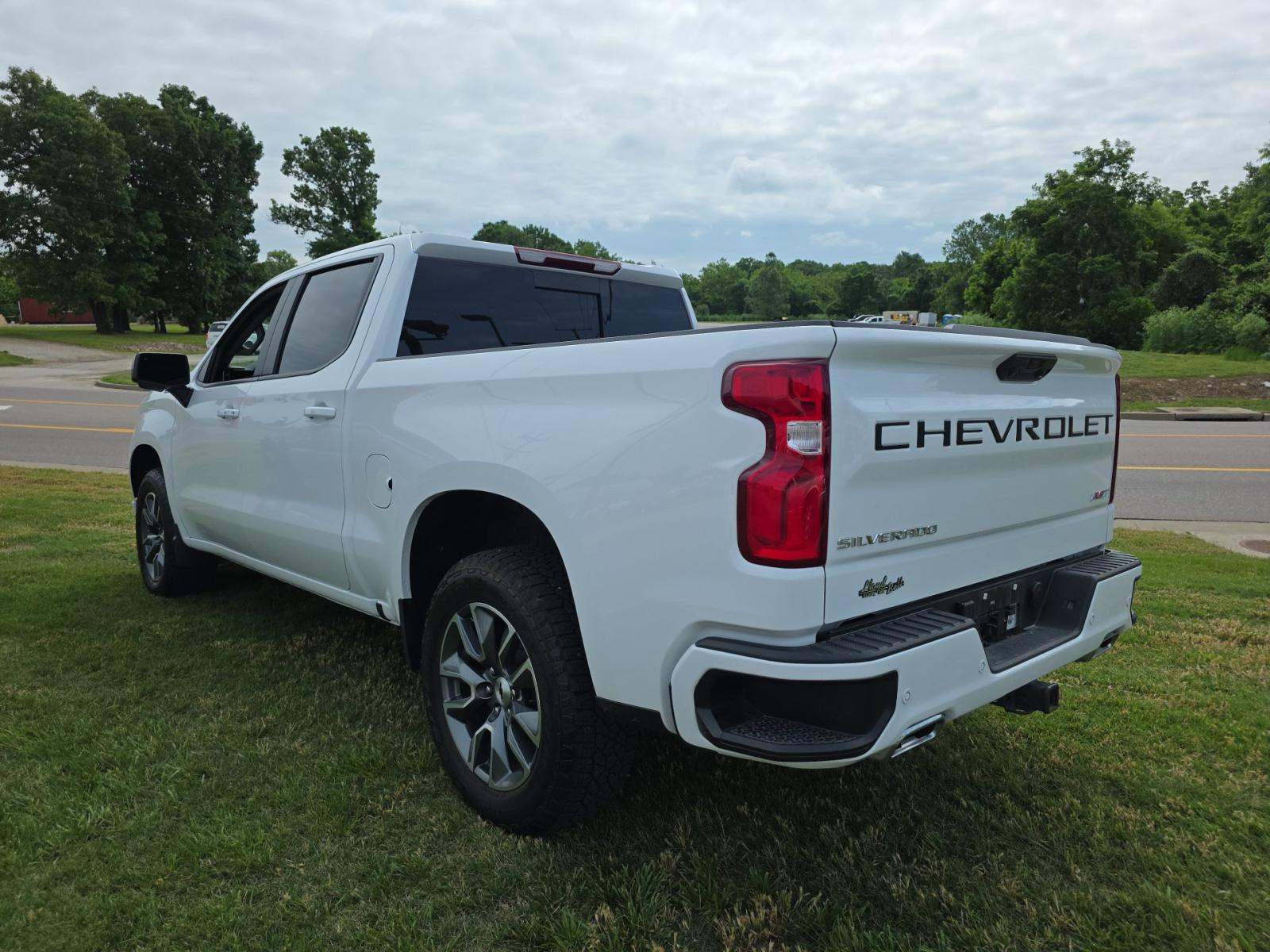 2025 Chevrolet Silverado 1500 RST AWD