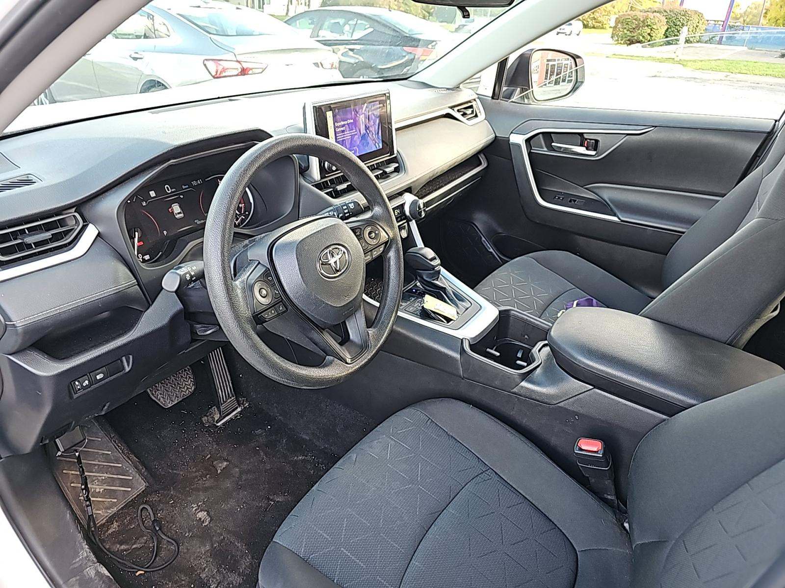 2024 Toyota RAV4 XLE AWD