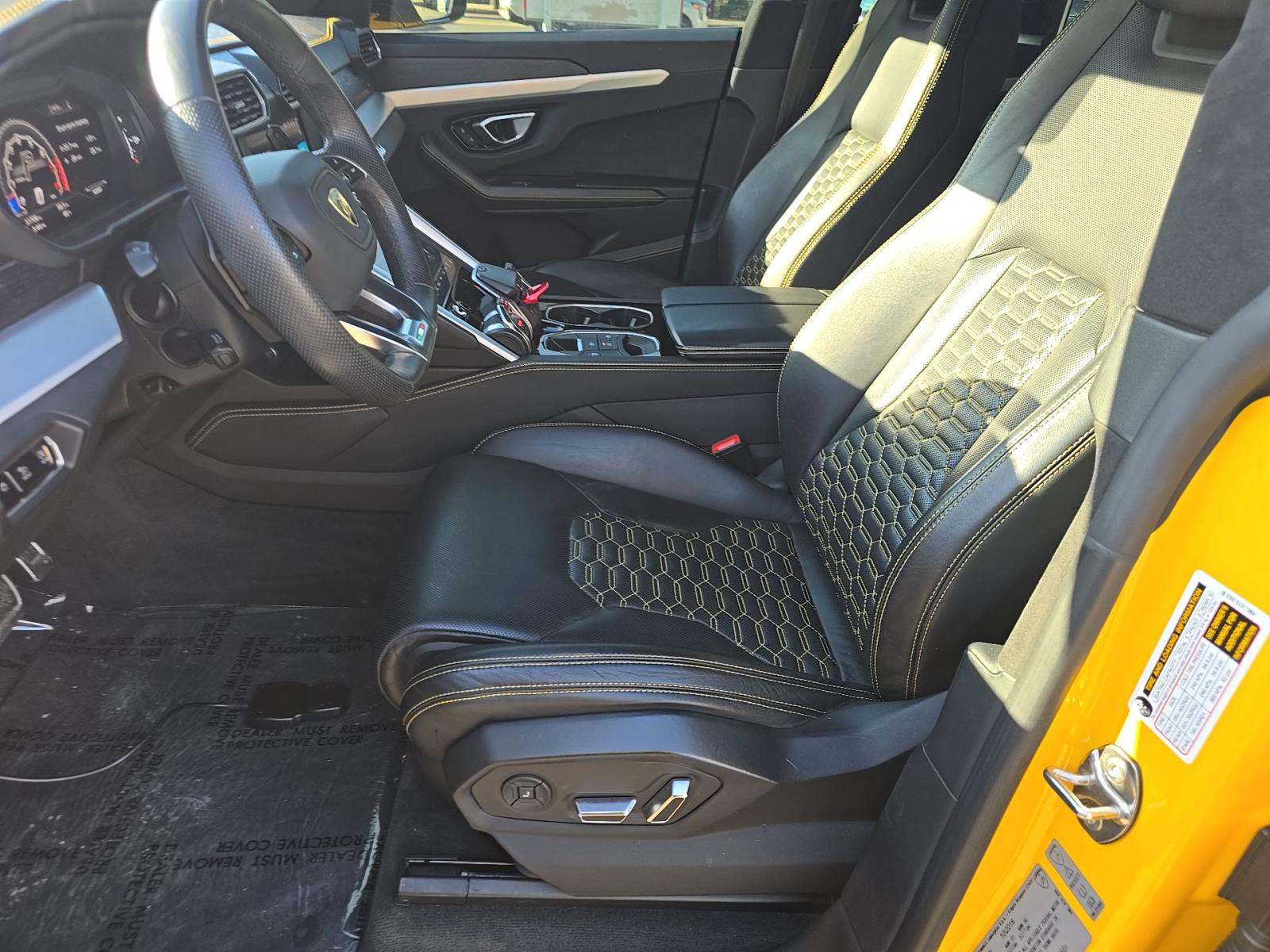 2019 Lamborghini Urus Base AWD