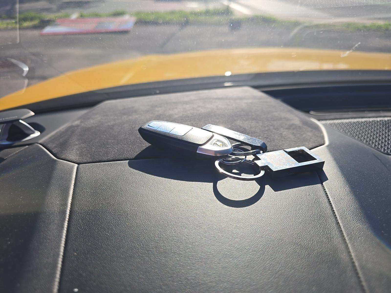 2019 Lamborghini Urus Base AWD