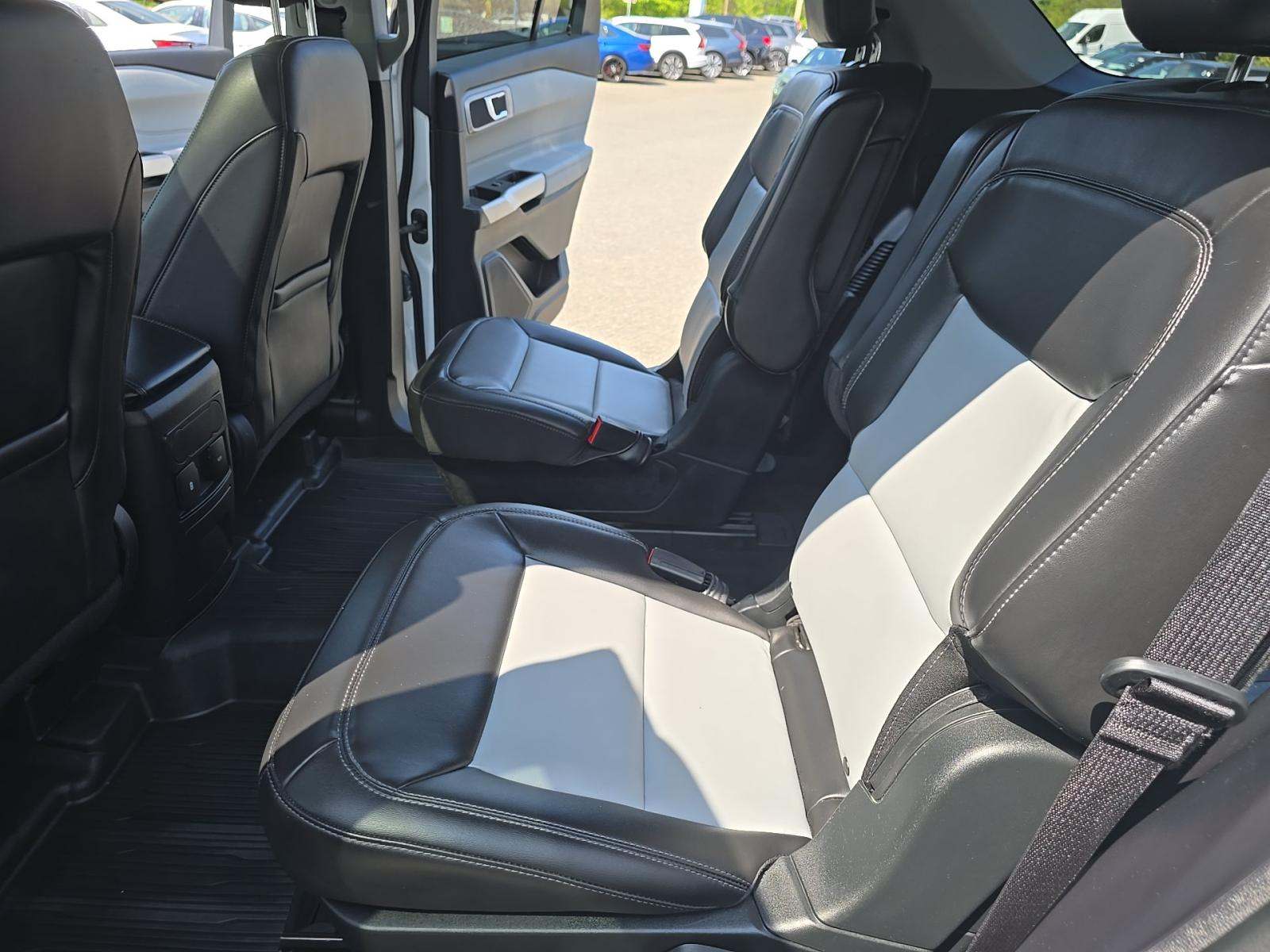 FORD EXPLORER - 9