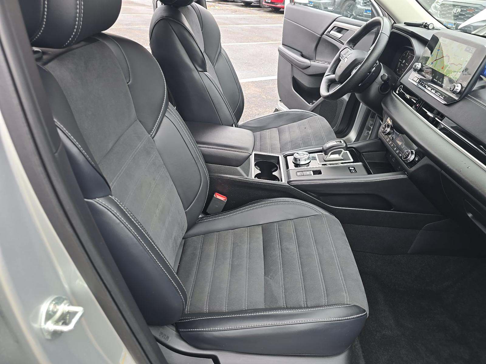 2024 Mitsubishi Outlander PHEV SE AWD