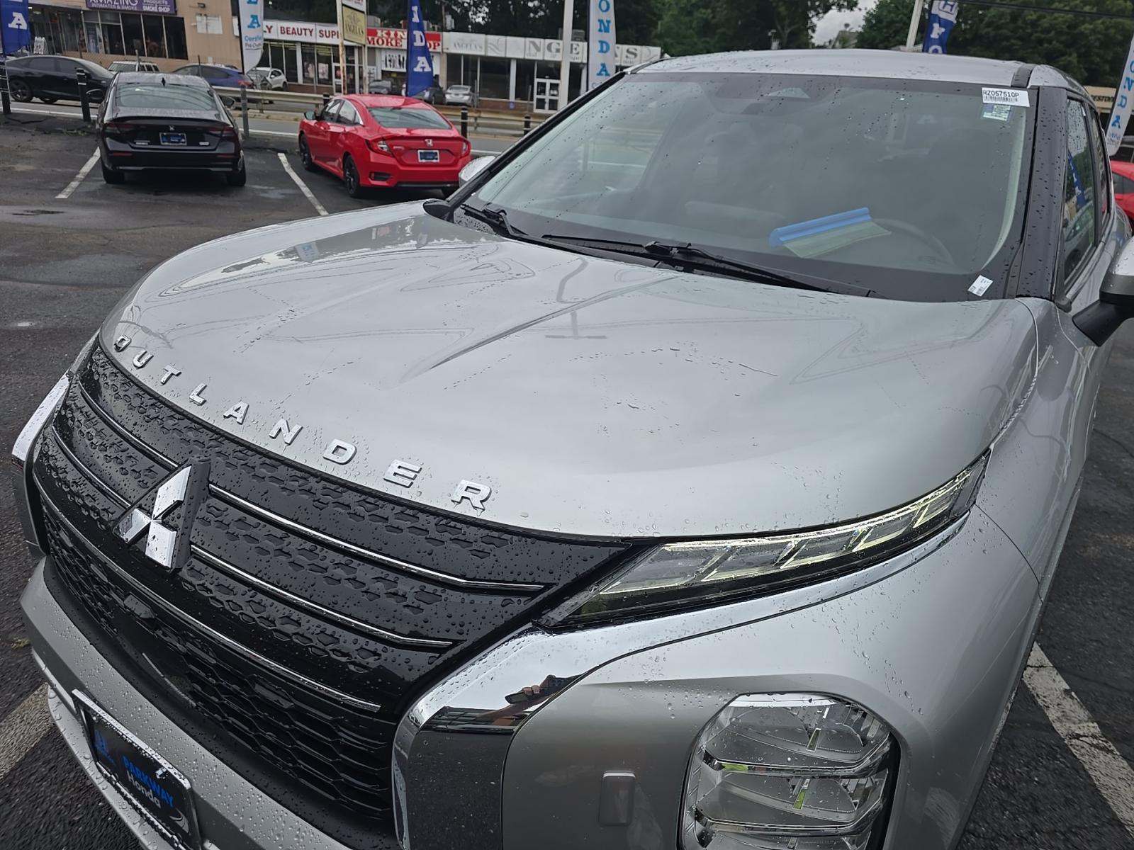 2024 Mitsubishi Outlander PHEV SE AWD