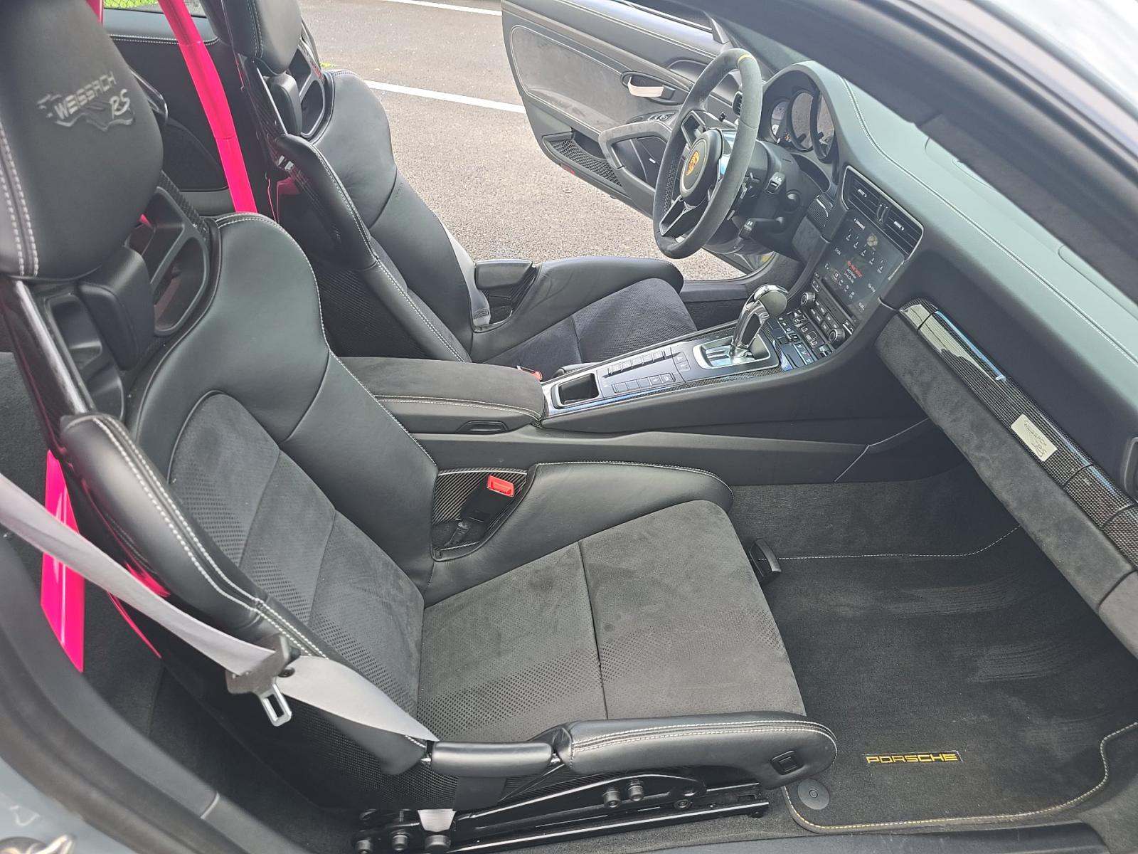 2019 Porsche 911 GT3 RS RWD