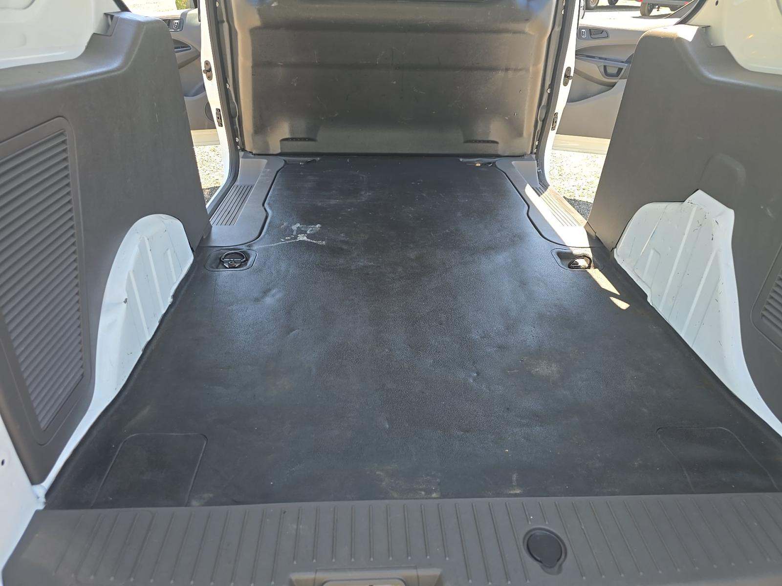 FORD TRANSIT CONNECT - 10