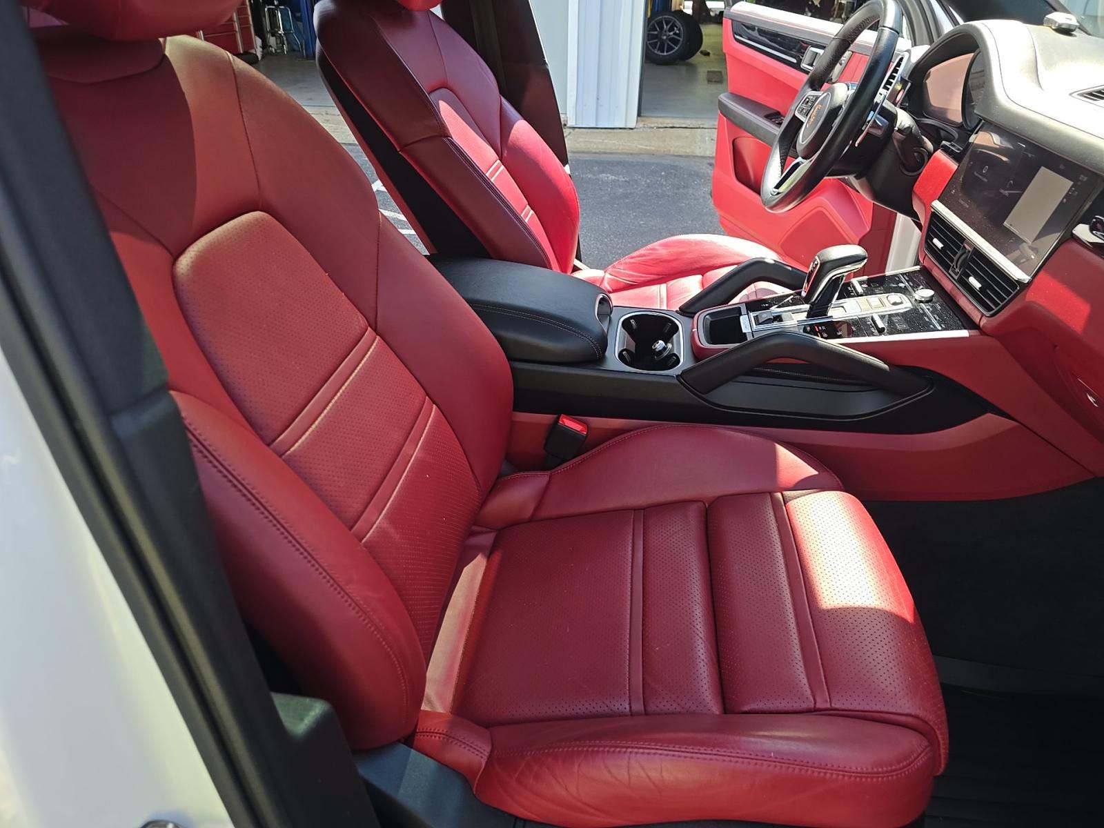 2022 Porsche Cayenne Base AWD
