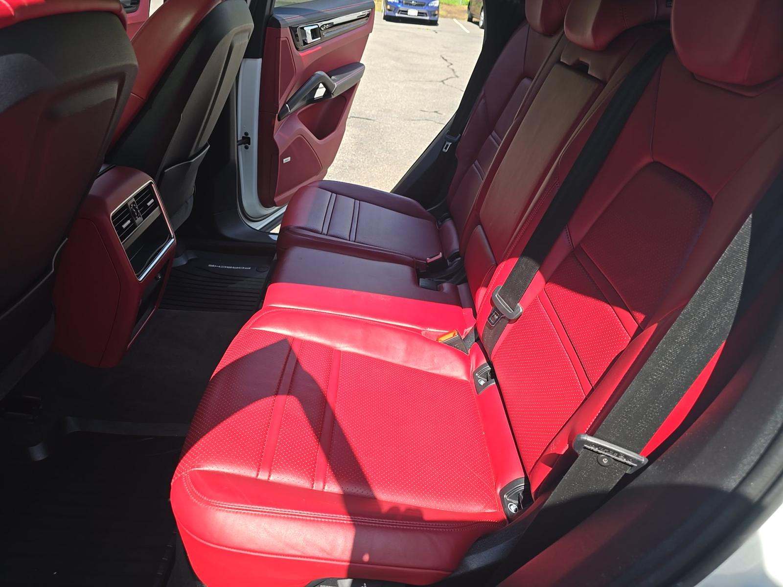 2022 Porsche Cayenne Base AWD