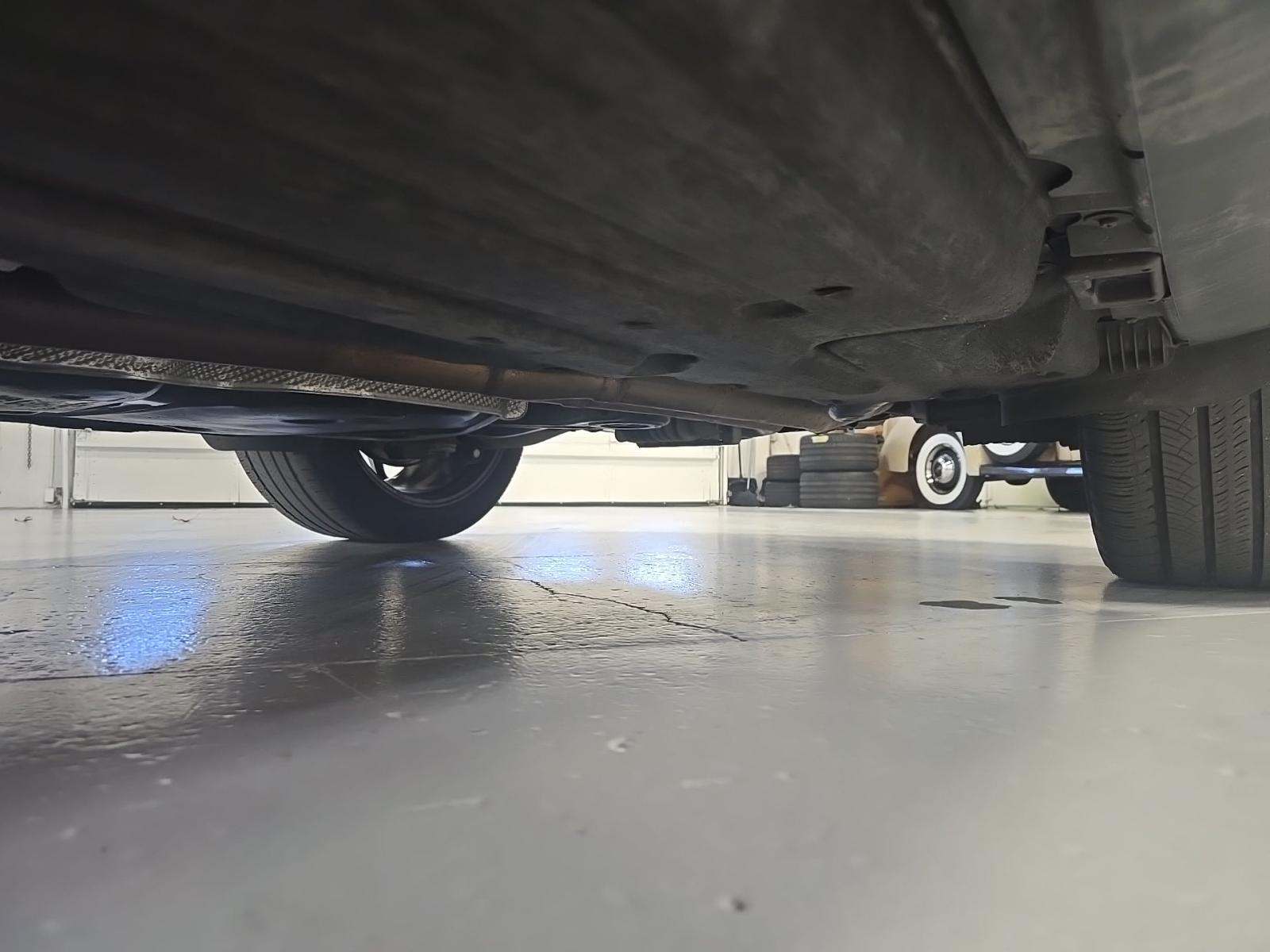 2022 Porsche Macan Base AWD