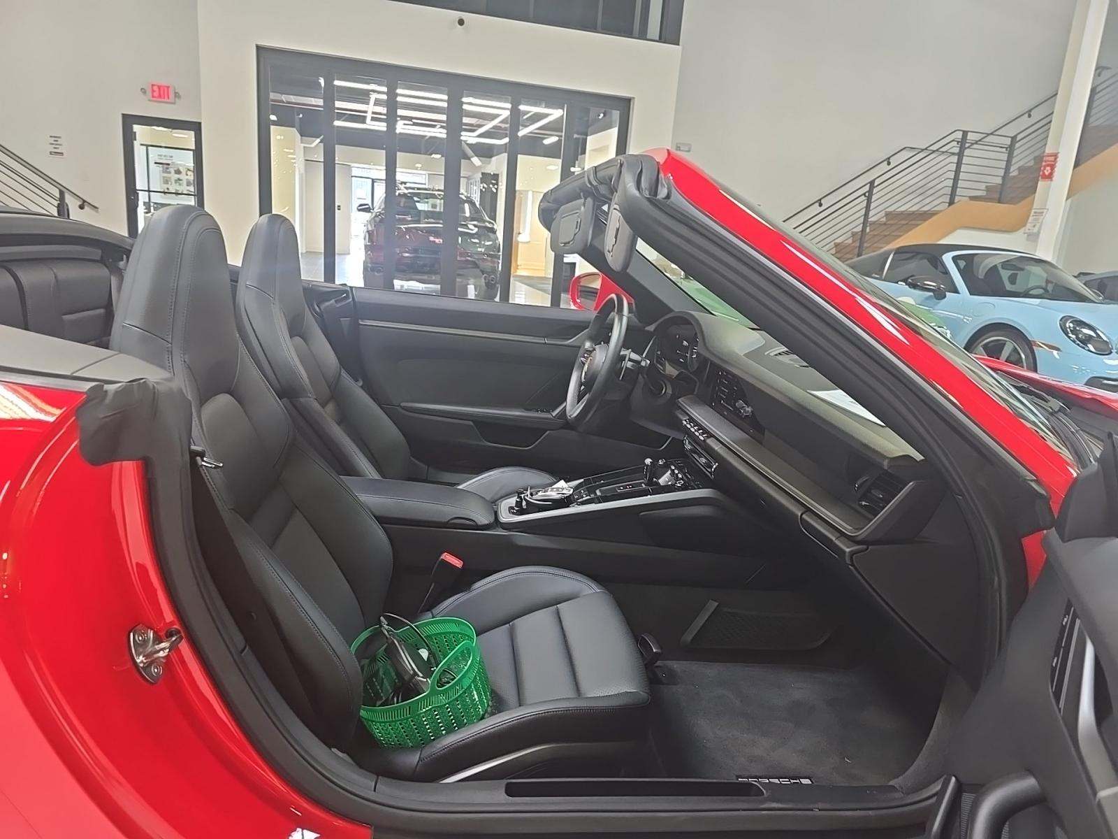 2024 Porsche 911 Carrera RWD