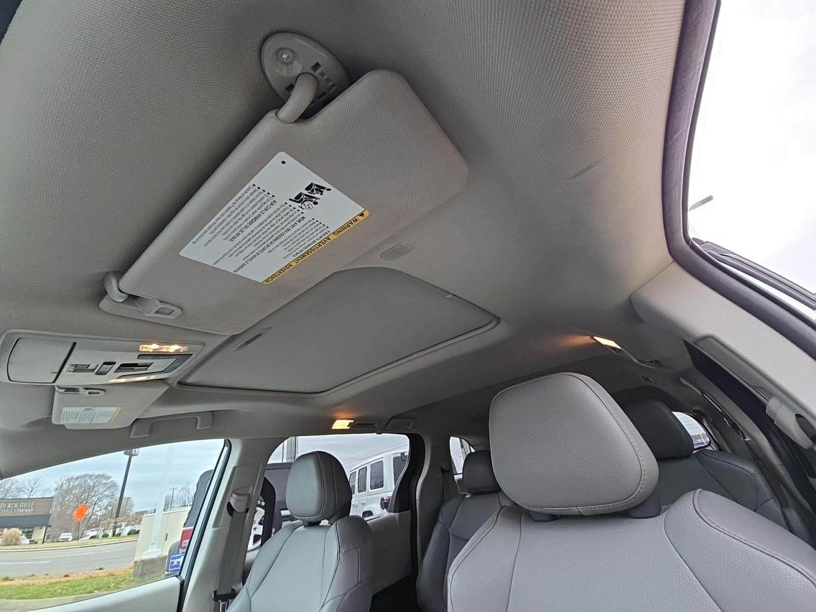 2024 Toyota Sienna XLE FWD