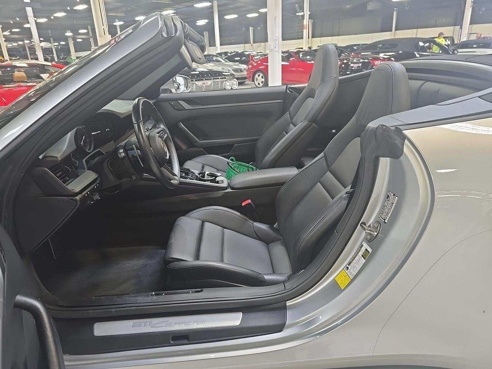 2022 Porsche 911 Carrera RWD