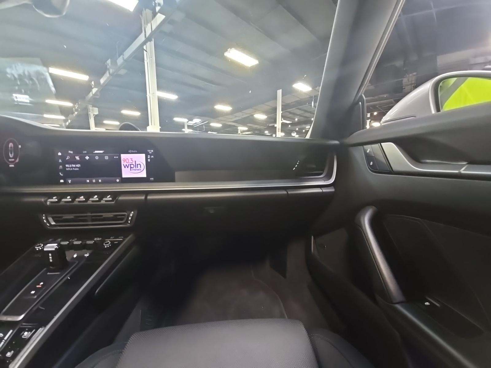 2022 Porsche 911 Carrera RWD