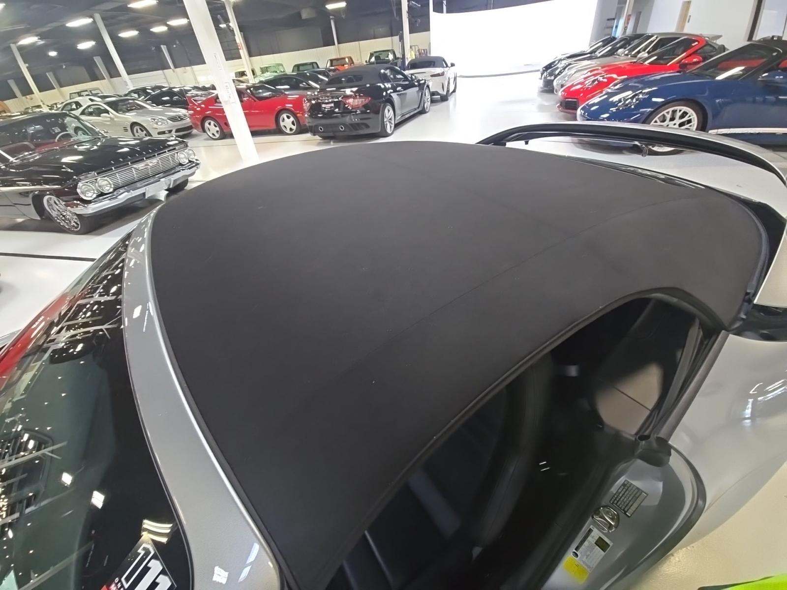 2022 Porsche 911 Carrera RWD