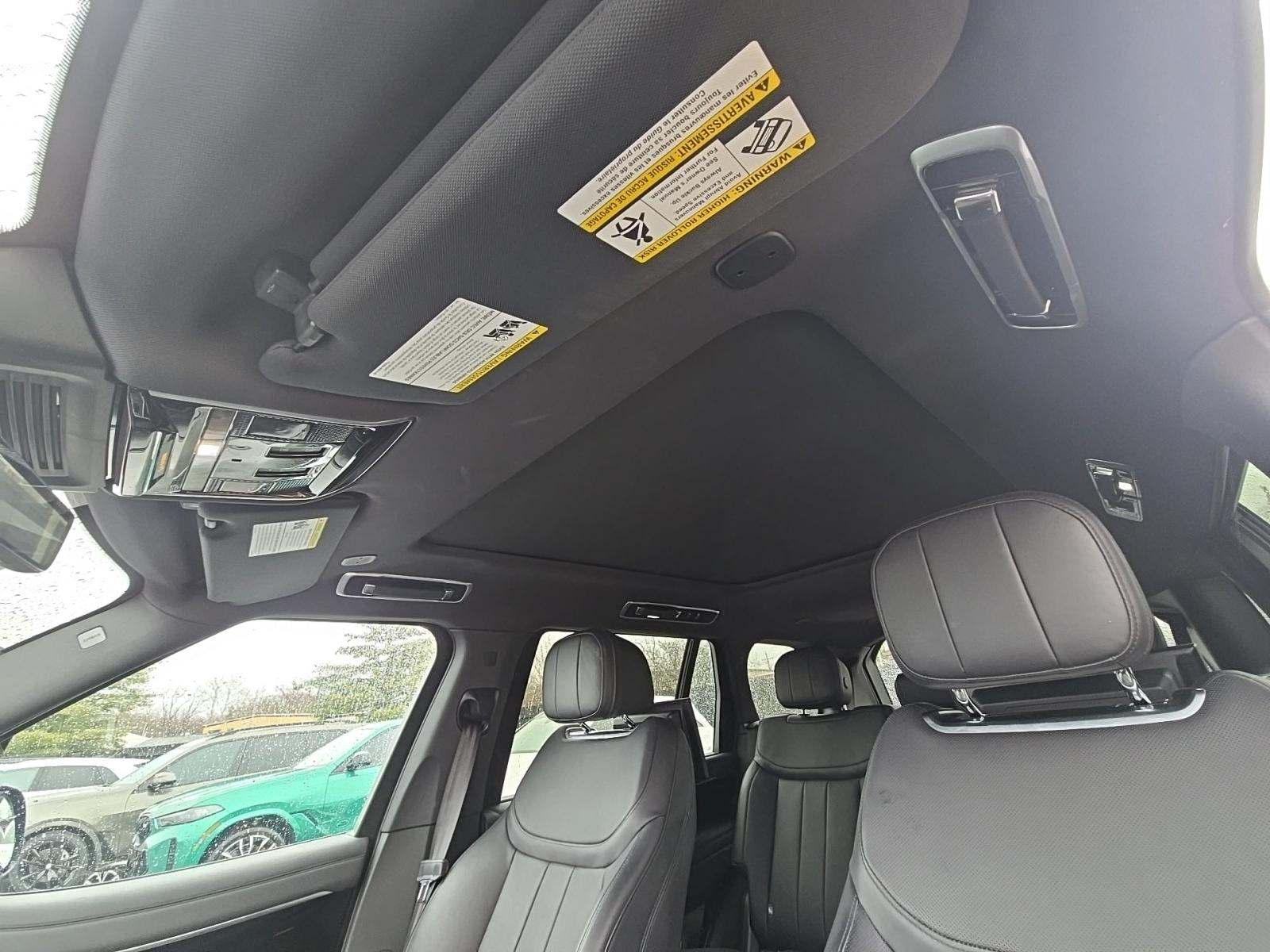 2023 Land Rover Range Rover SE LWB AWD