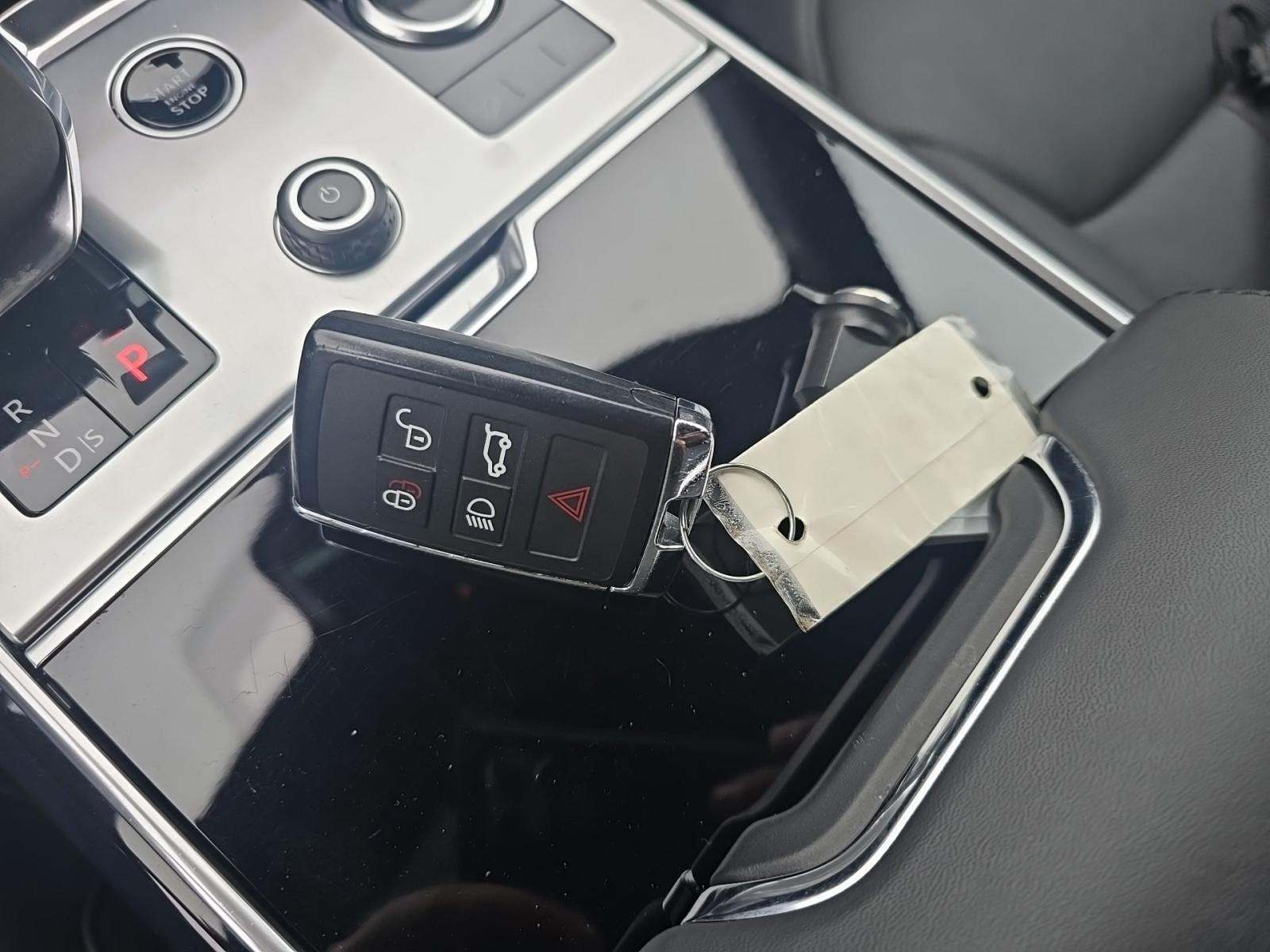 2023 Land Rover Range Rover SE LWB AWD