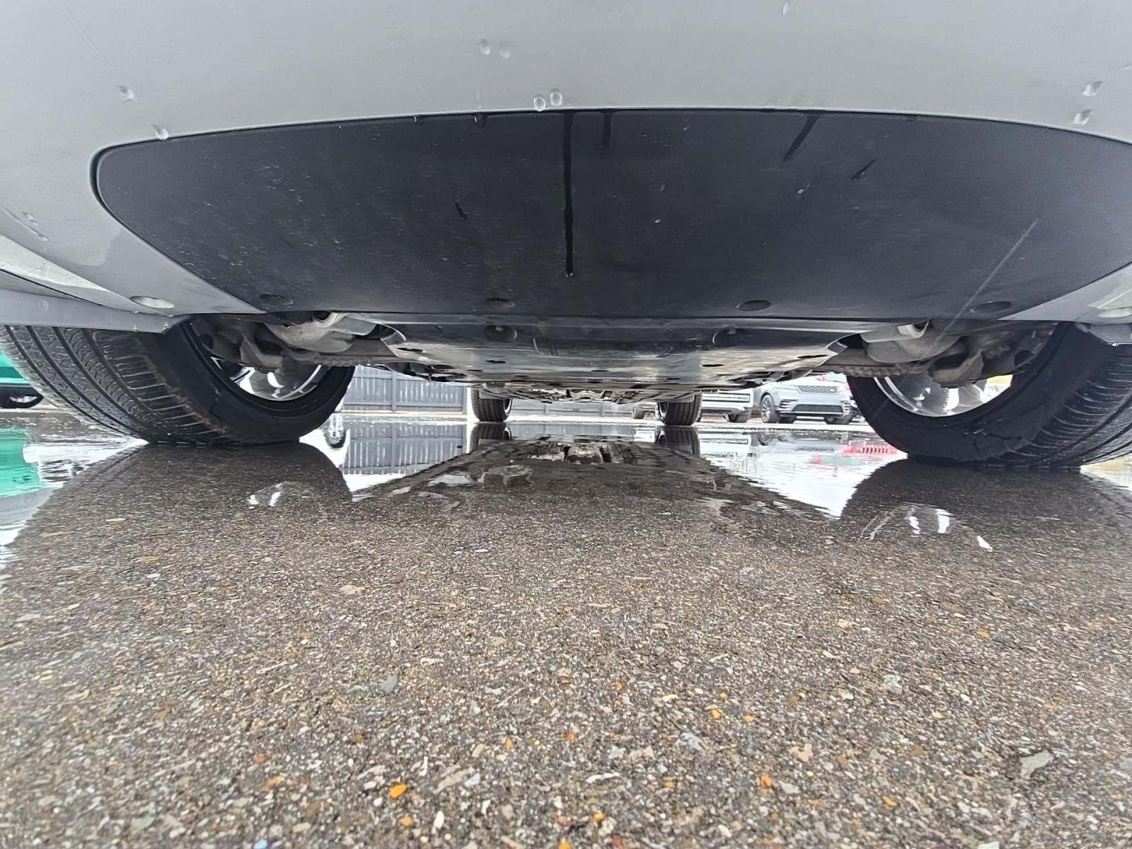 2023 Land Rover Range Rover SE LWB AWD