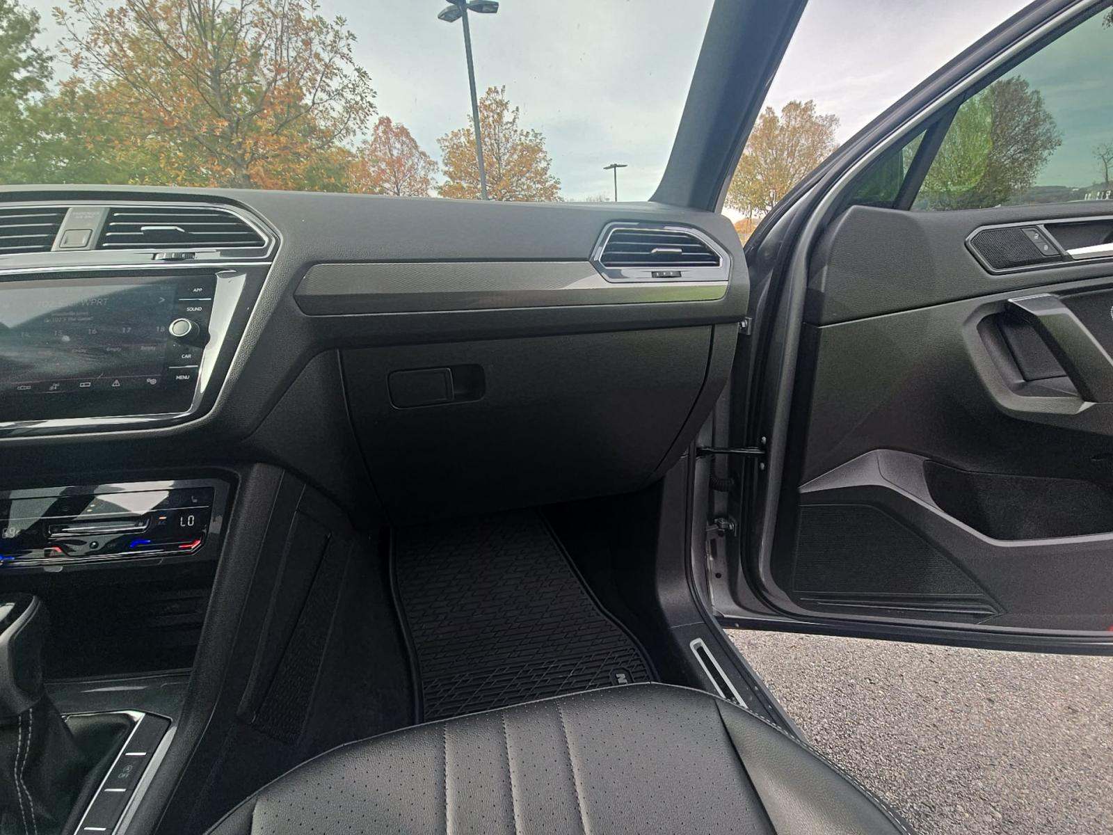 2023 Volkswagen Tiguan 2.0T SE R-Line Black FWD