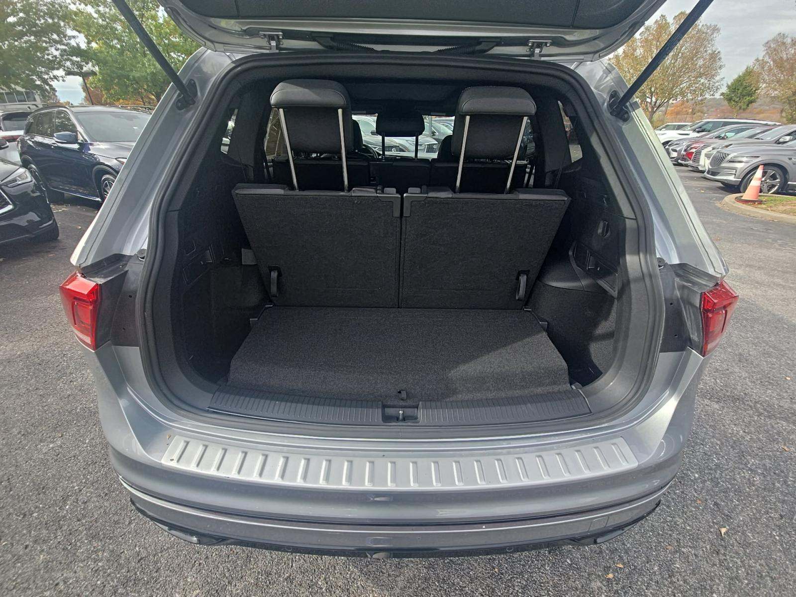 2023 Volkswagen Tiguan 2.0T SE R-Line Black FWD