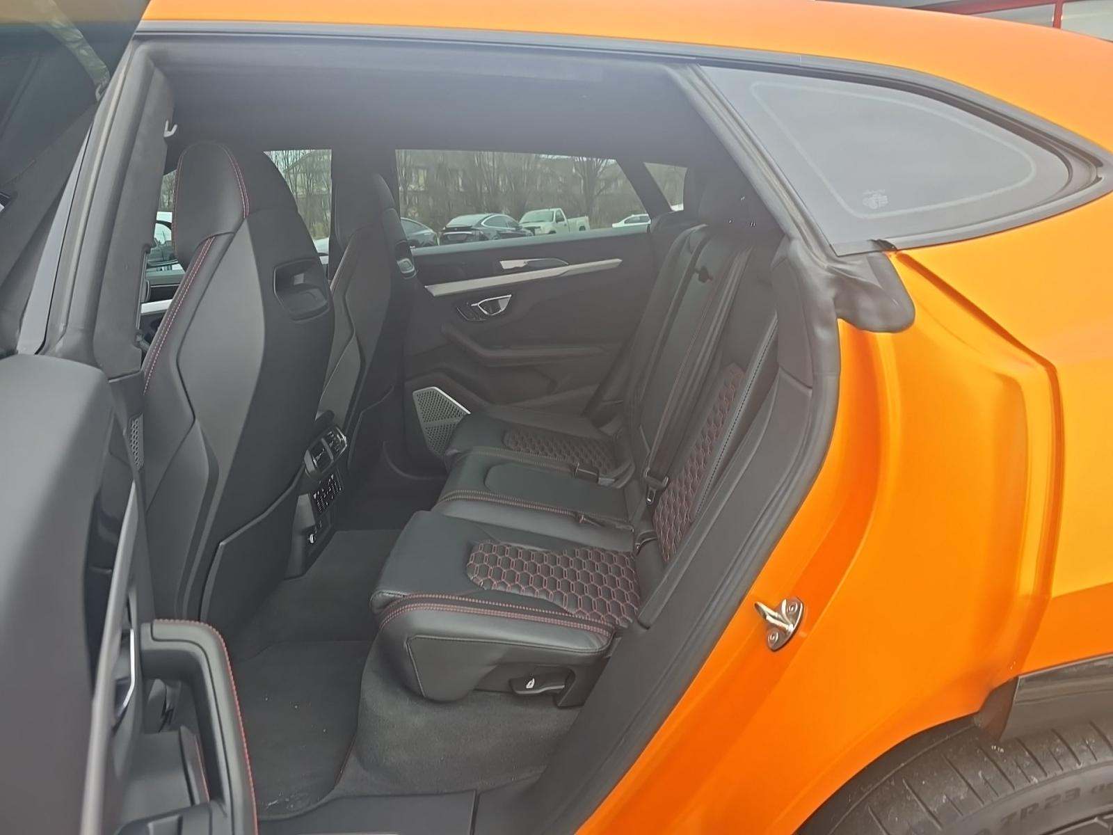 2021 Lamborghini Urus Base AWD