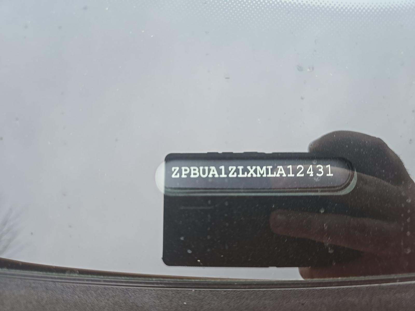 2021 Lamborghini Urus Base AWD