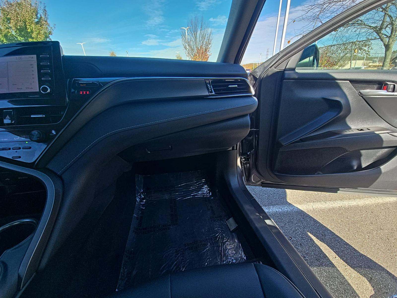 2022 Toyota Camry SE FWD