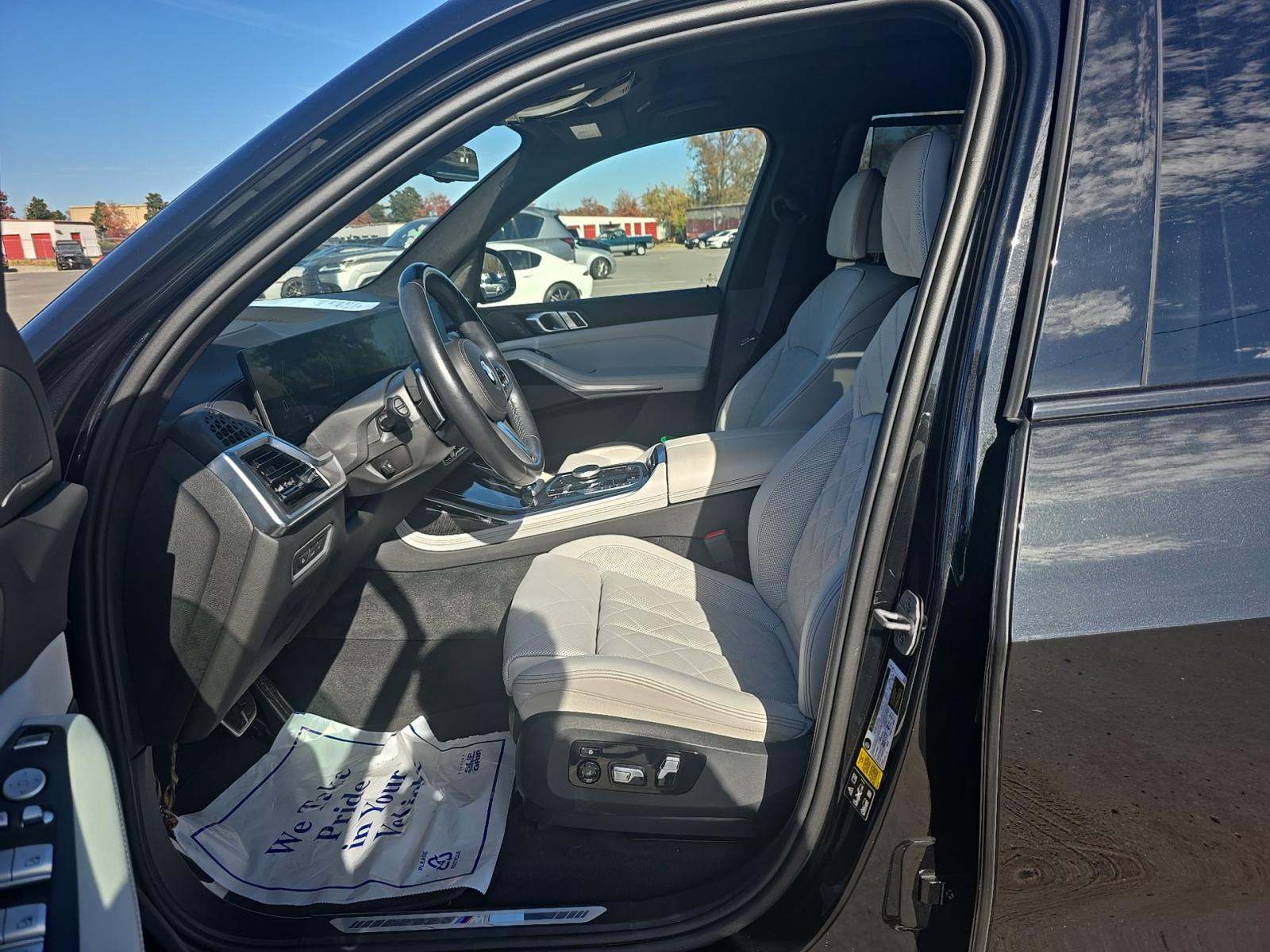 2024 BMW X7 xDrive40i AWD