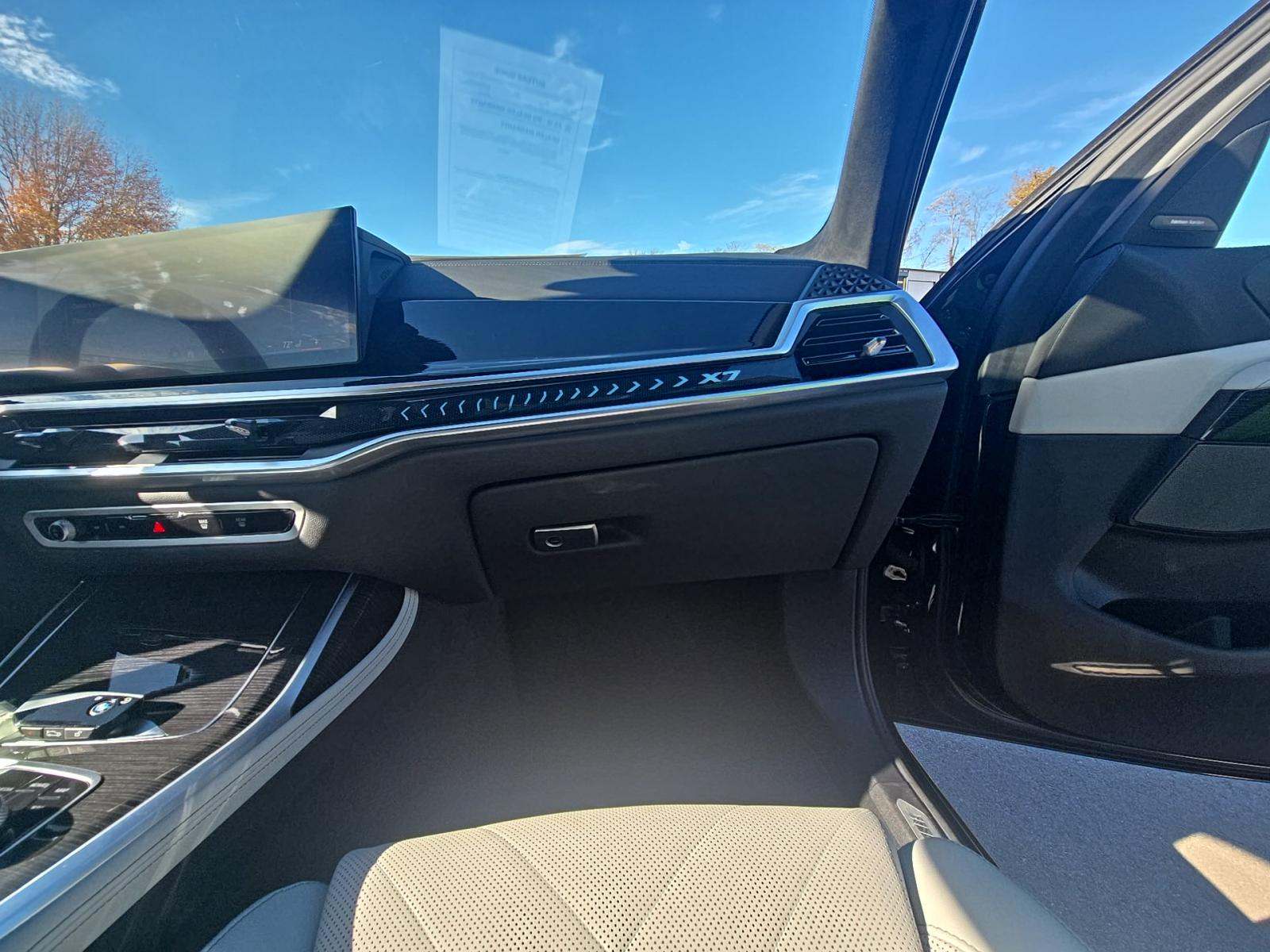 2024 BMW X7 xDrive40i AWD