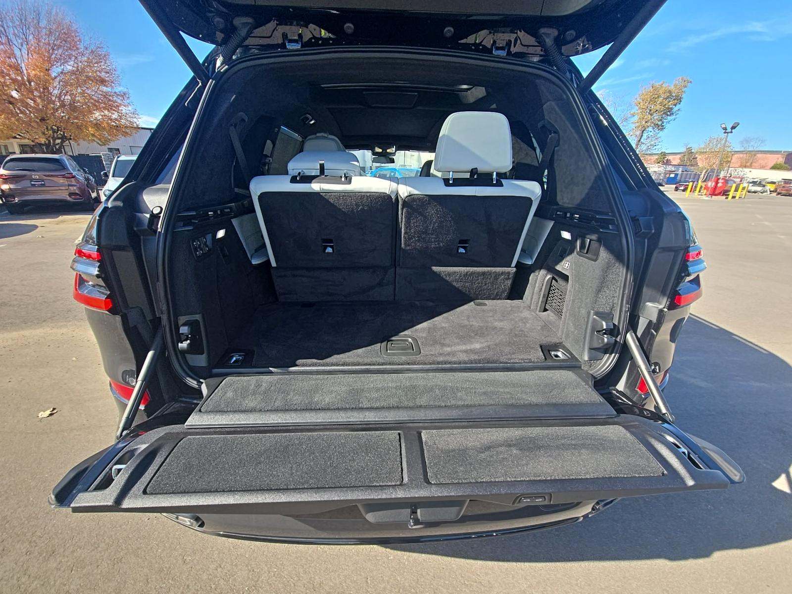 2024 BMW X7 xDrive40i AWD