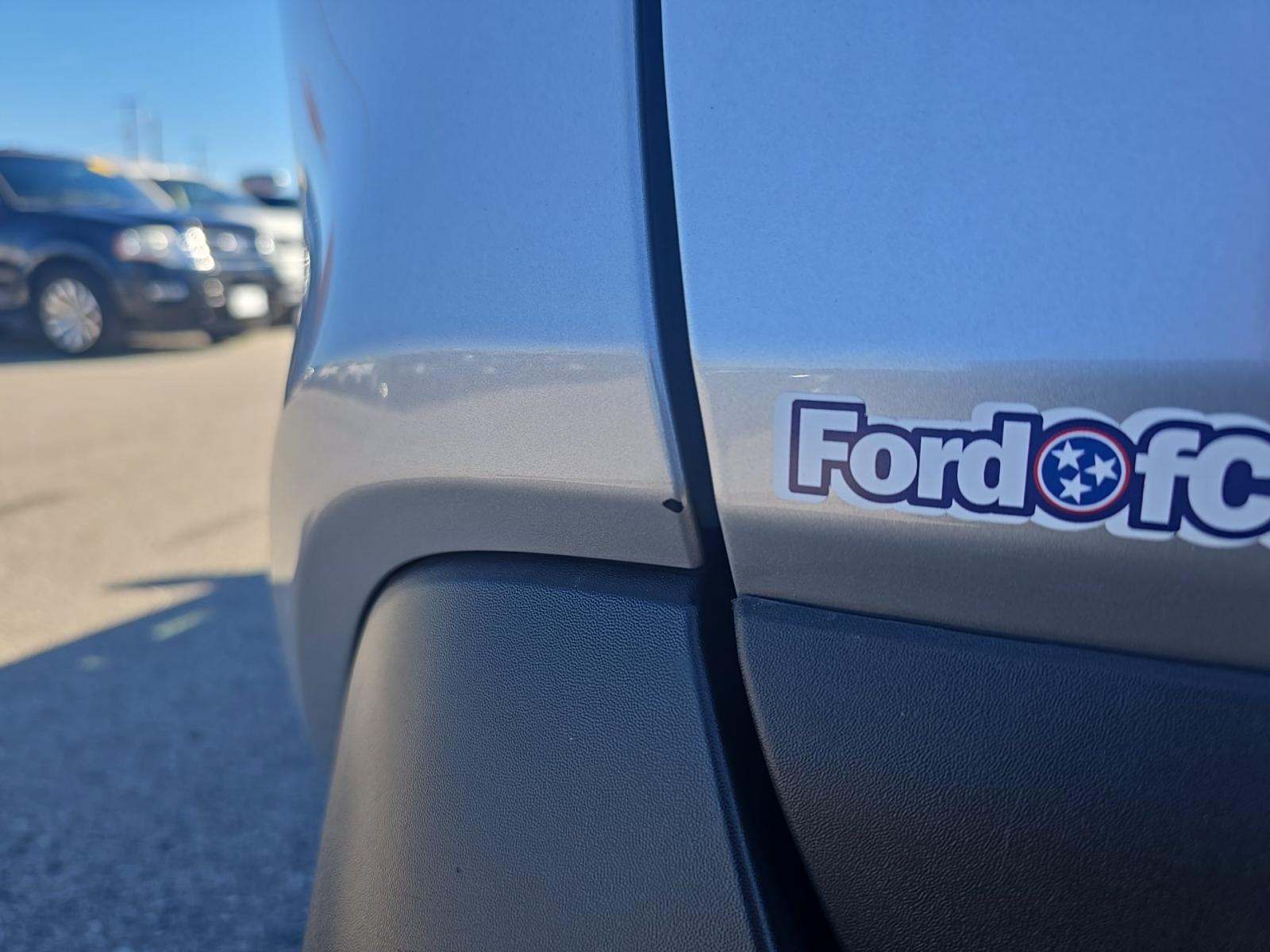 2024 Toyota RAV4 XLE FWD