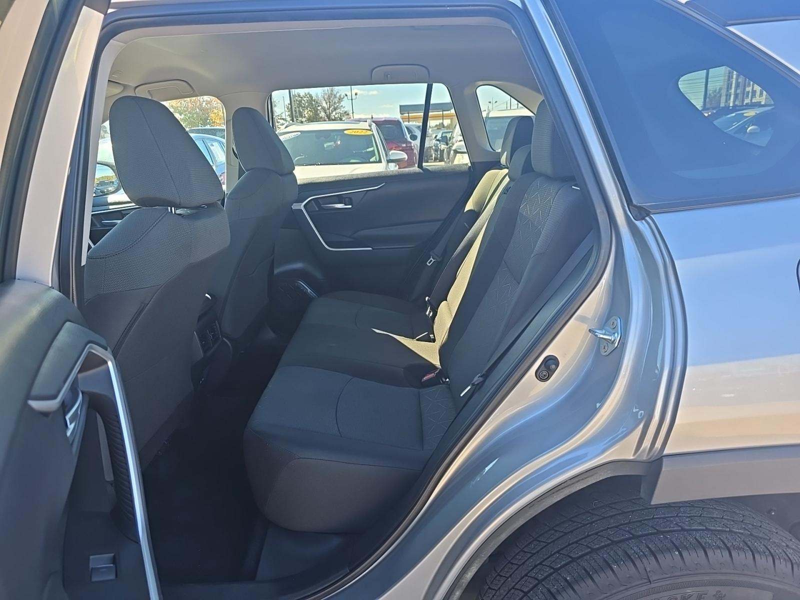 2024 Toyota RAV4 XLE FWD