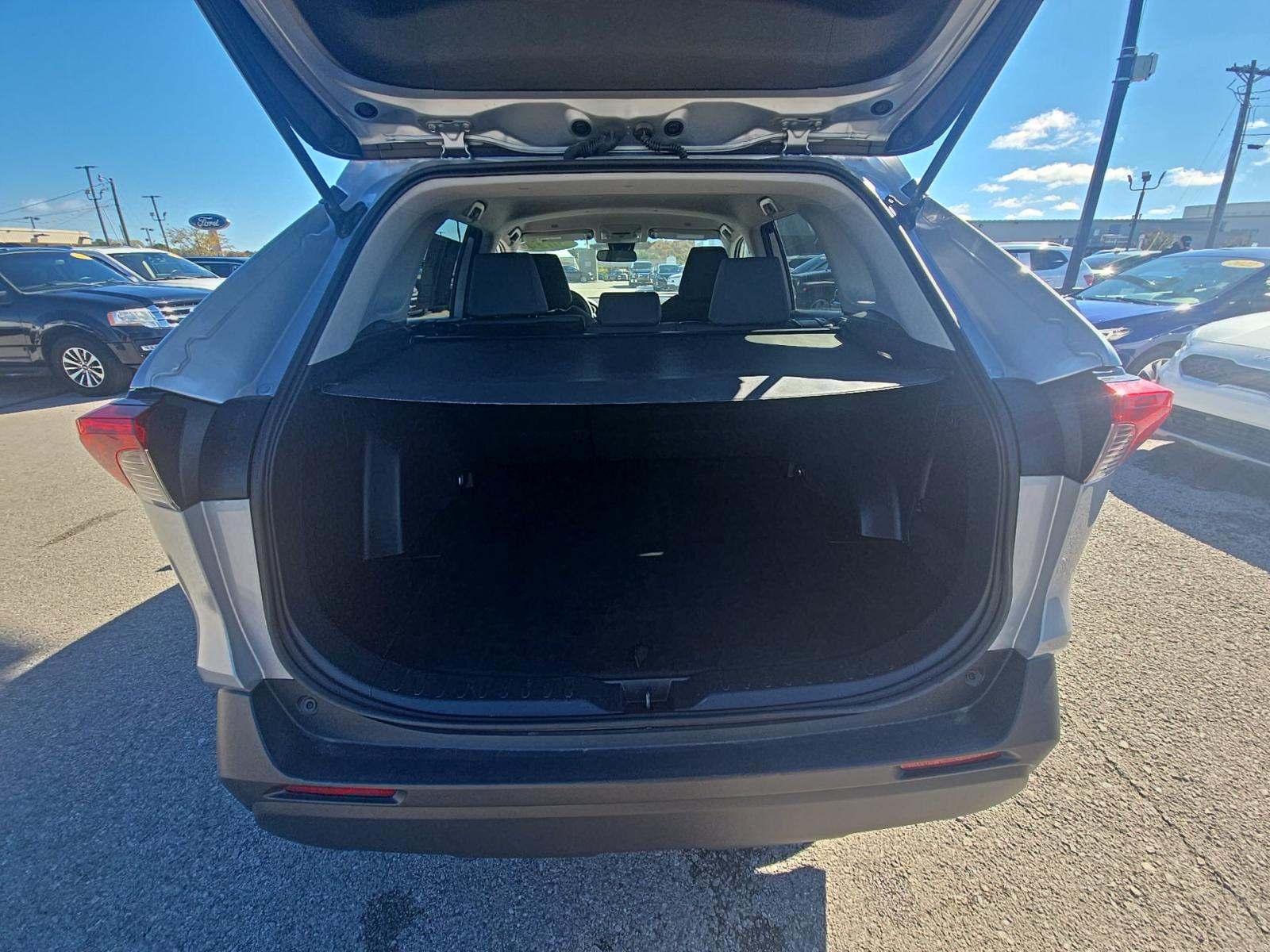 2024 Toyota RAV4 XLE FWD