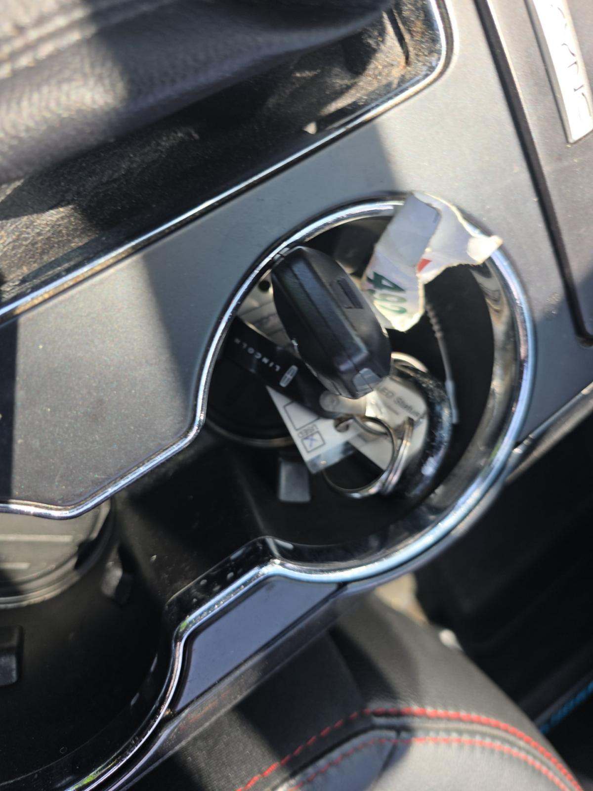 FORD EXPLORER - 8