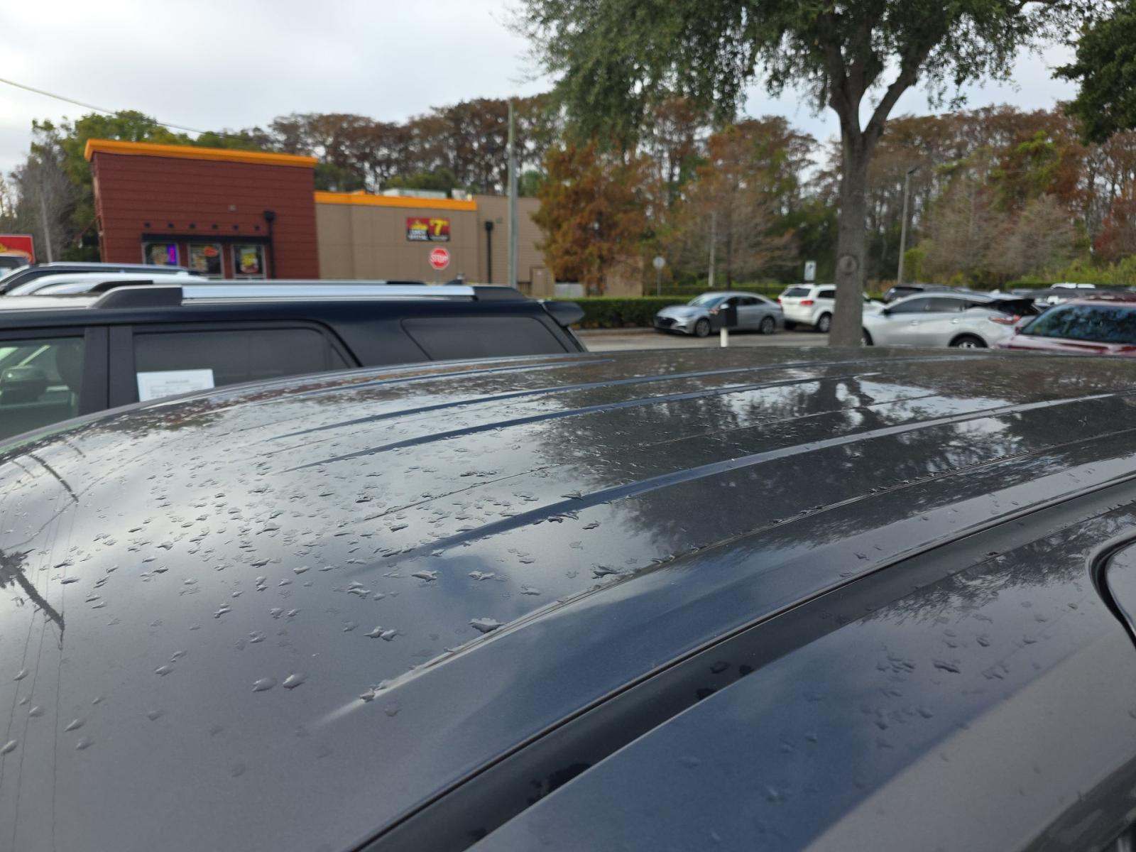 2024 Toyota Sienna LE FWD