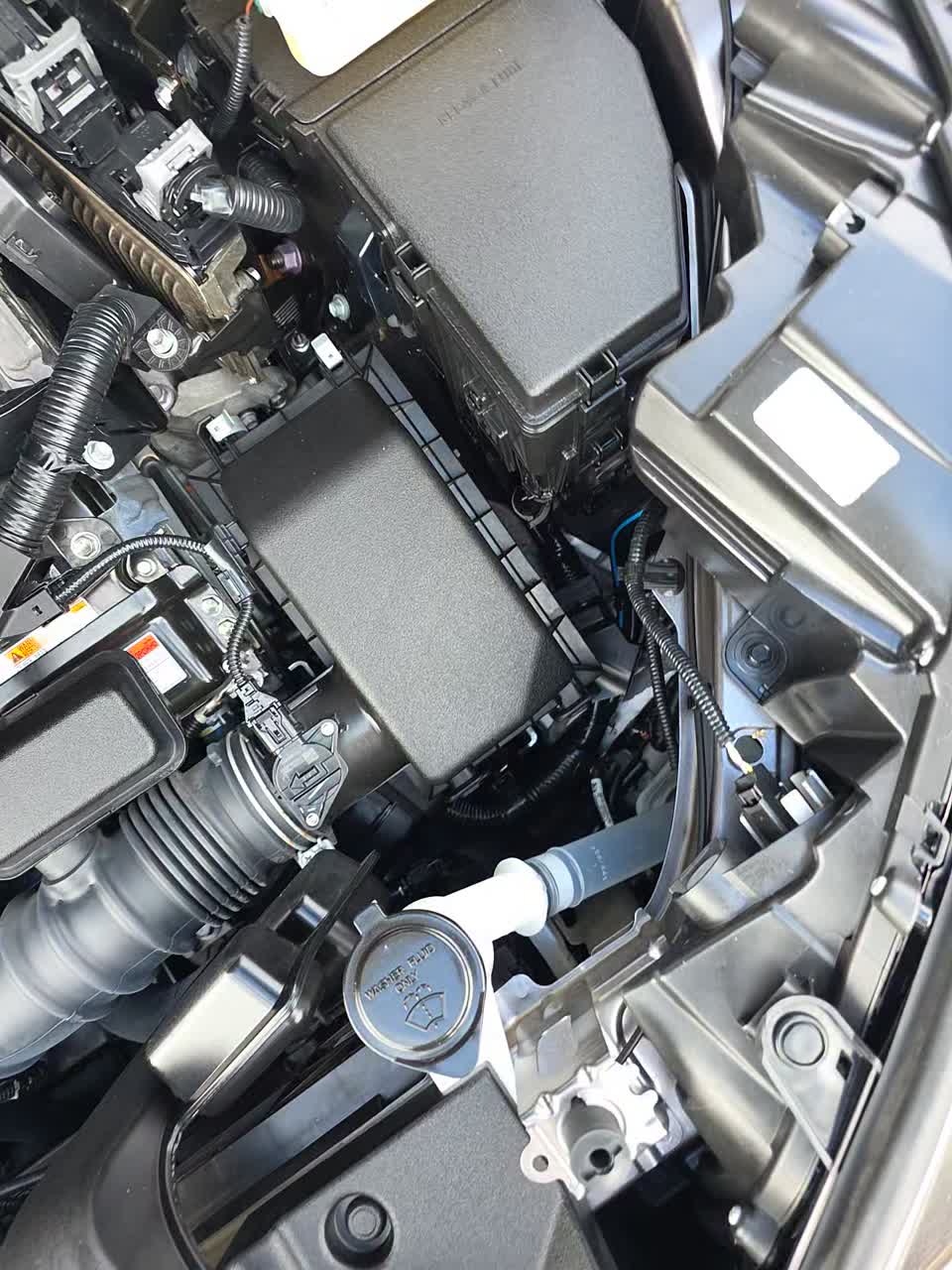 2024 Toyota Sienna LE FWD