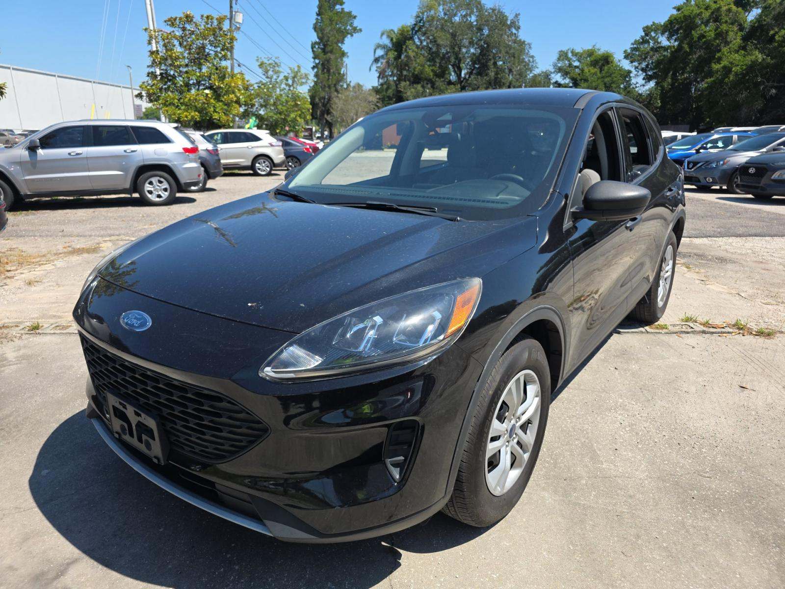 FORD ESCAPE - 1
