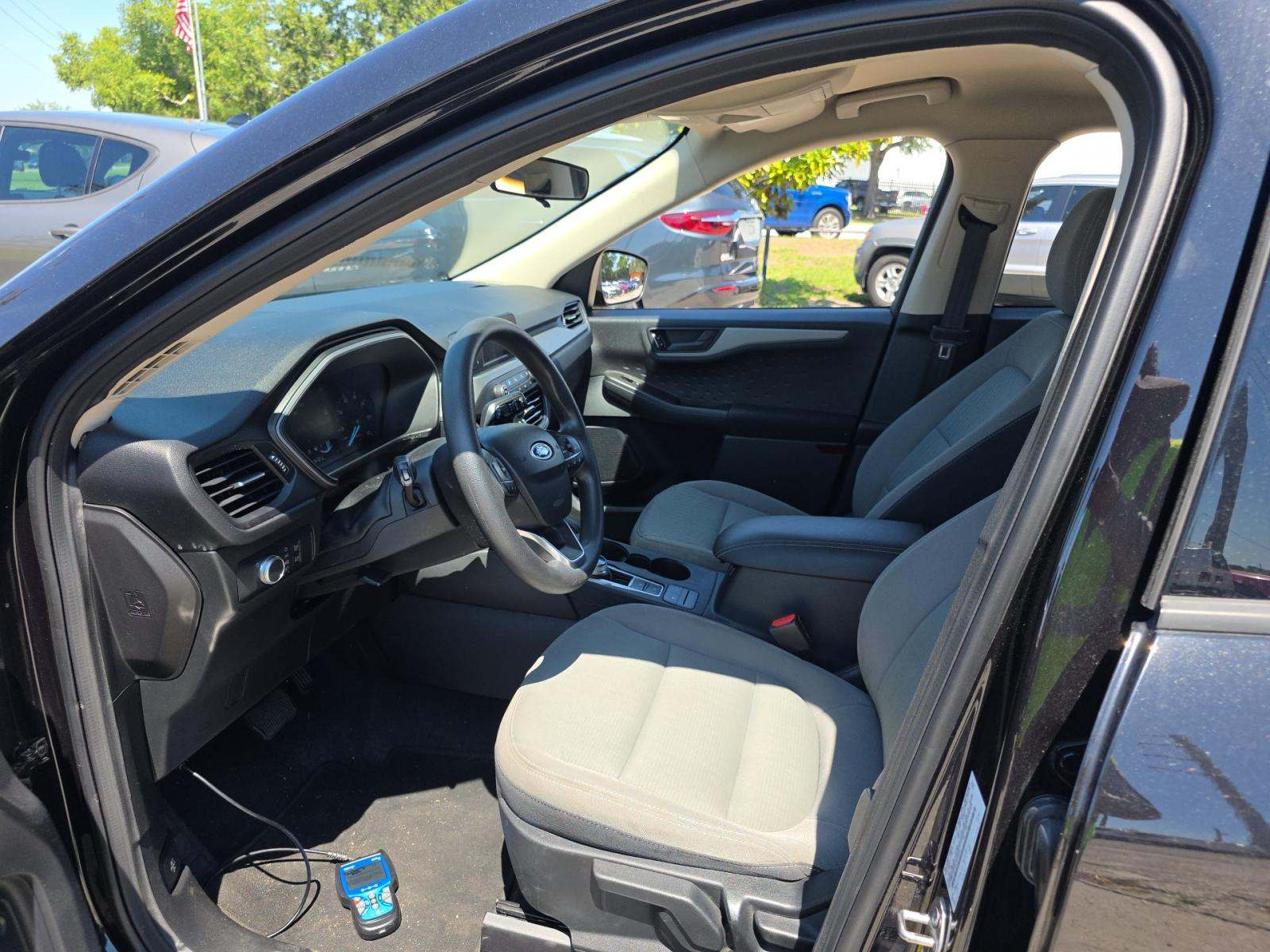 FORD ESCAPE - 6