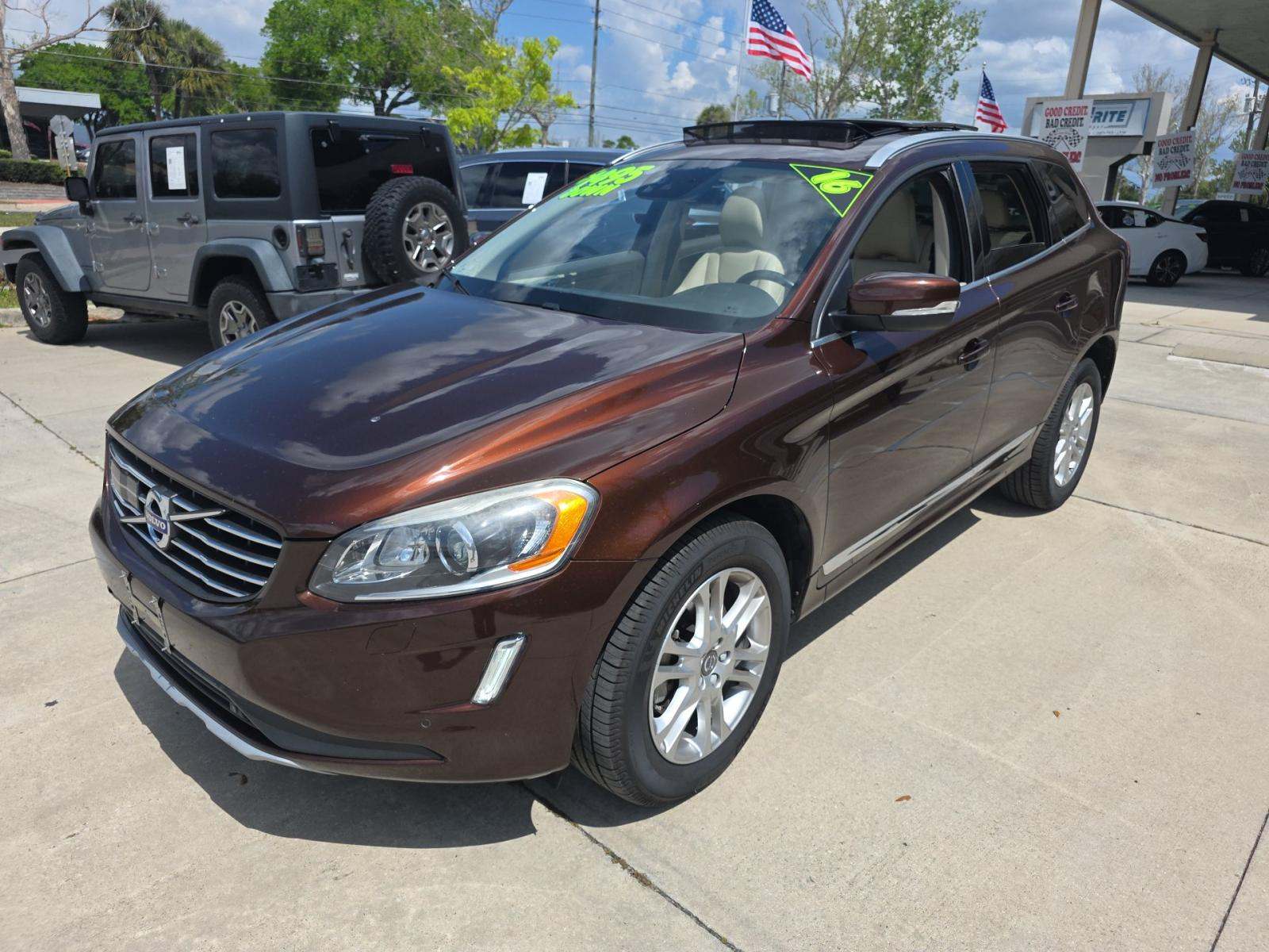 2016 Volvo XC60 T5 Platinum FWD