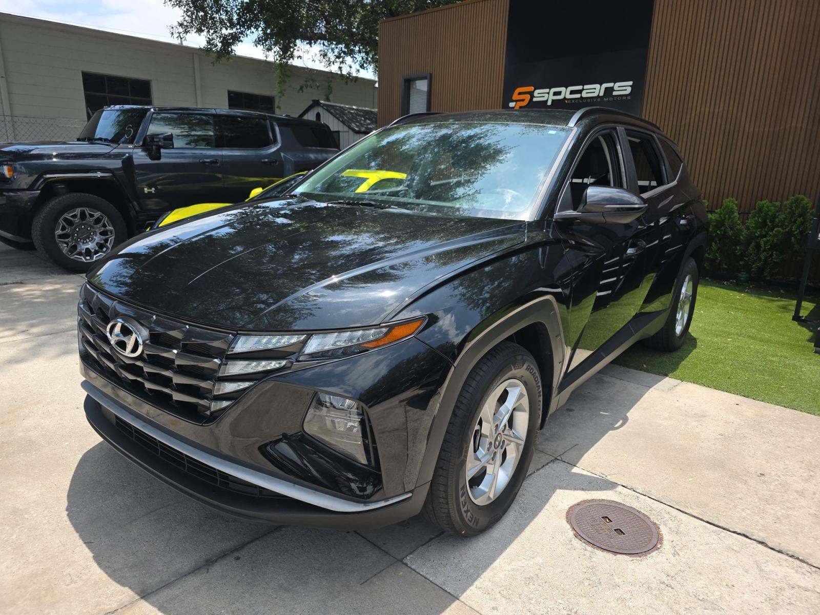 HYUNDAI TUCSON - 1
