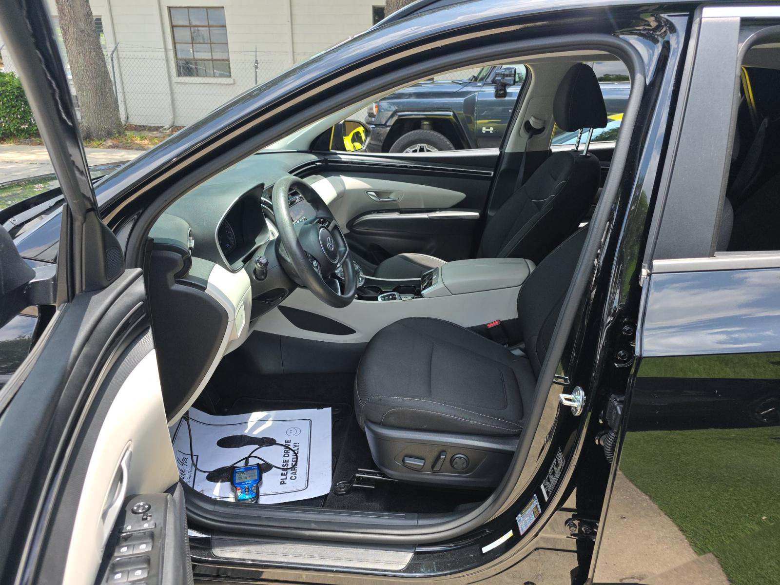 HYUNDAI TUCSON - 6