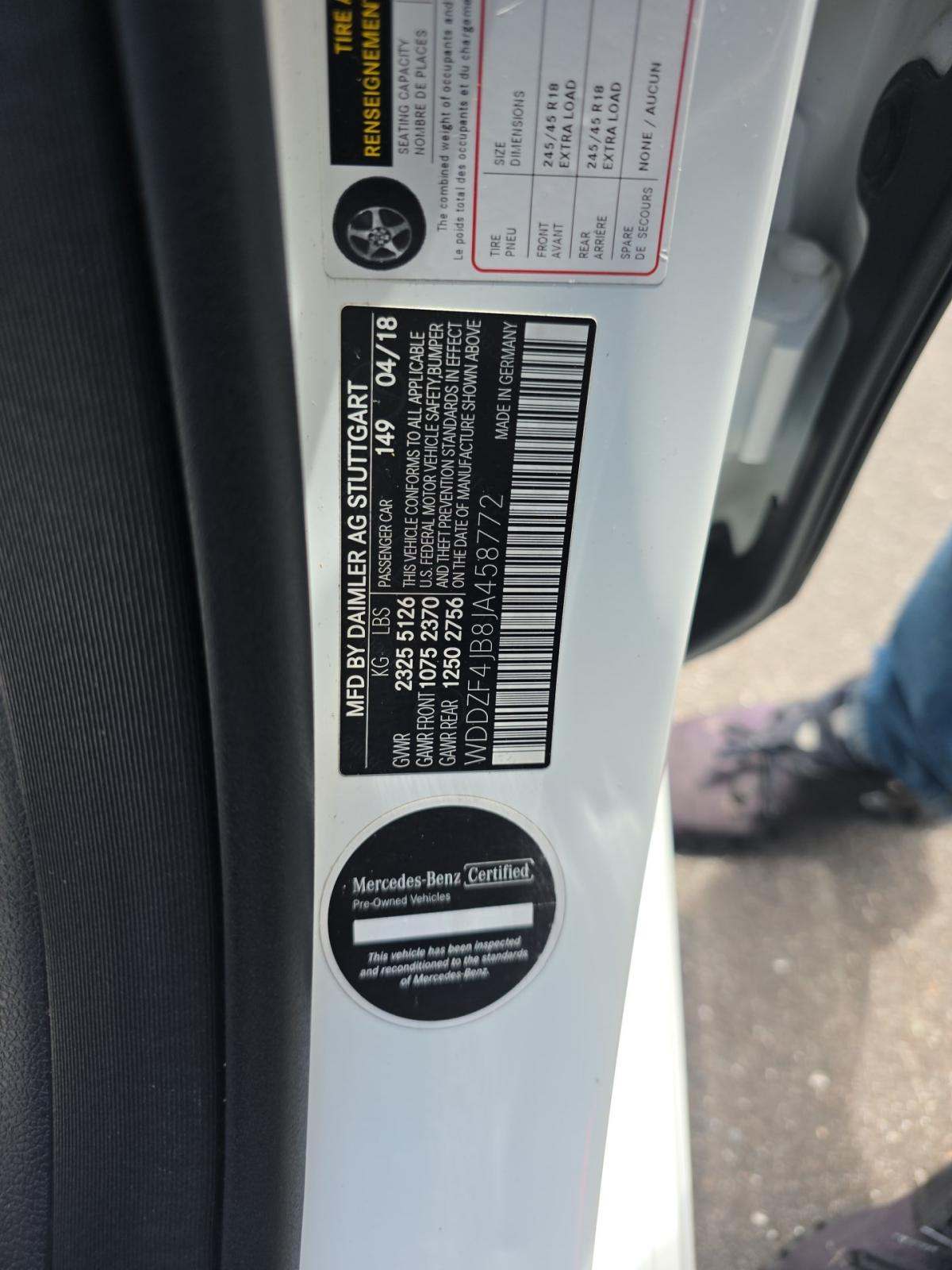 MERCEDES-BENZ E-CLASS - 5