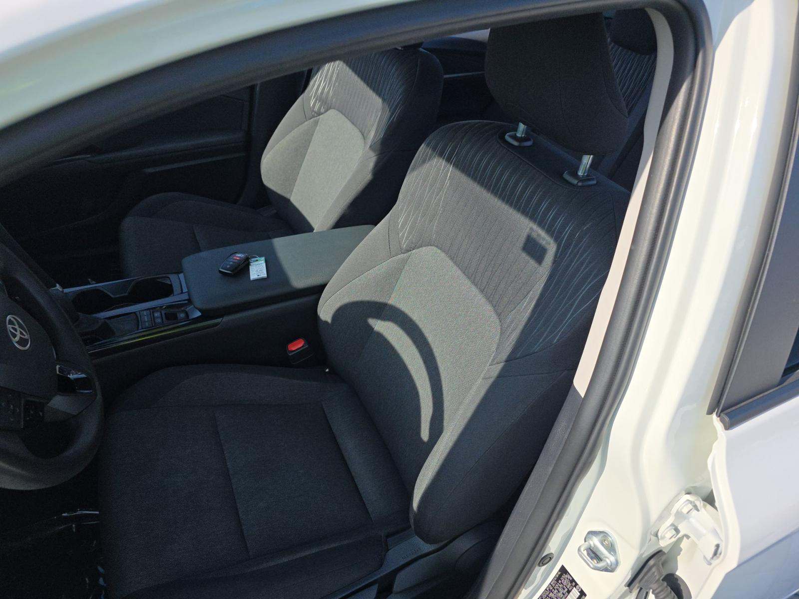 2025 Toyota Camry LE FWD