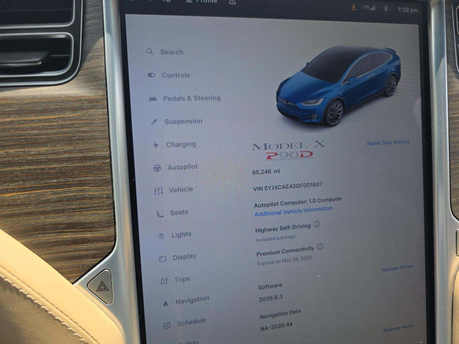 TESLA MODEL X - 9