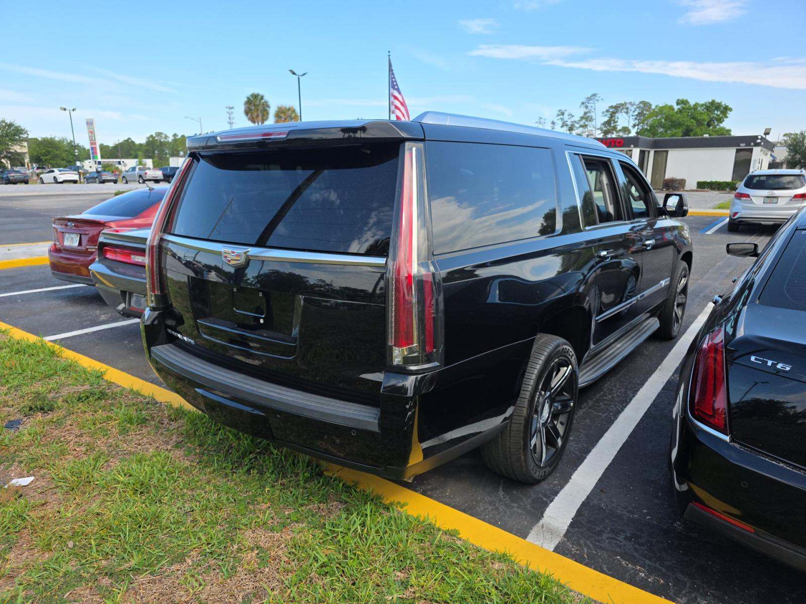 2016 Cadillac Escalade ESV Luxury AWD