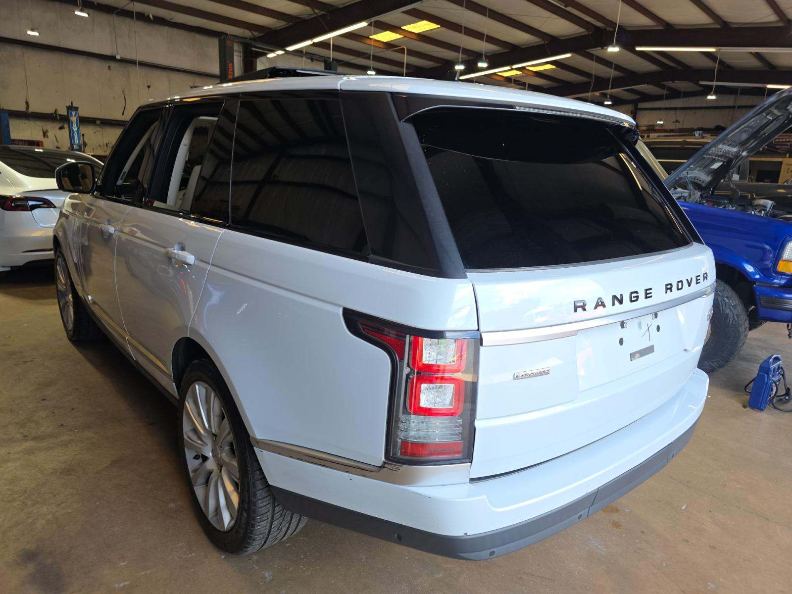 LAND ROVER RANGE ROVER - 2
