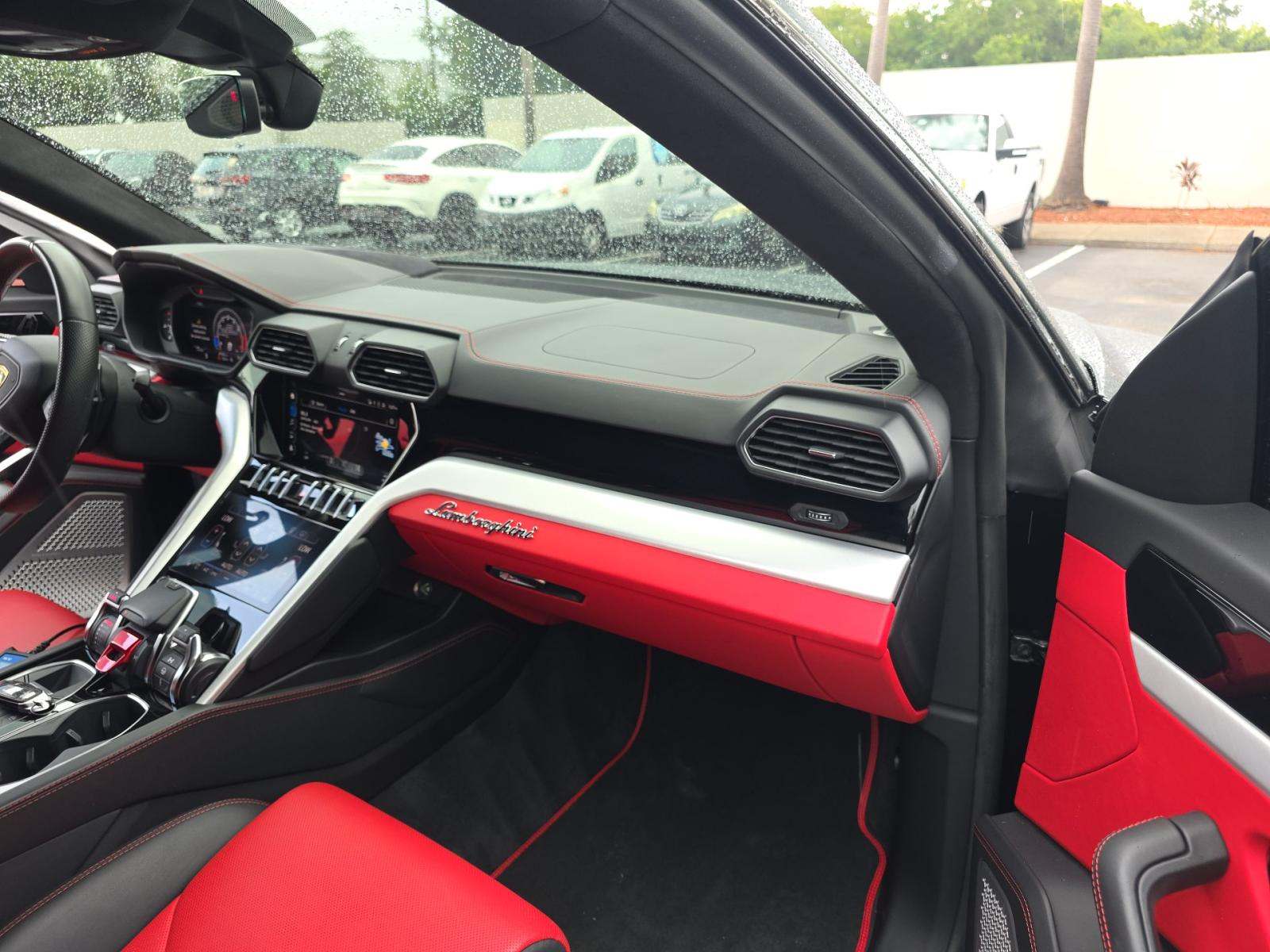 2020 Lamborghini Urus Base AWD